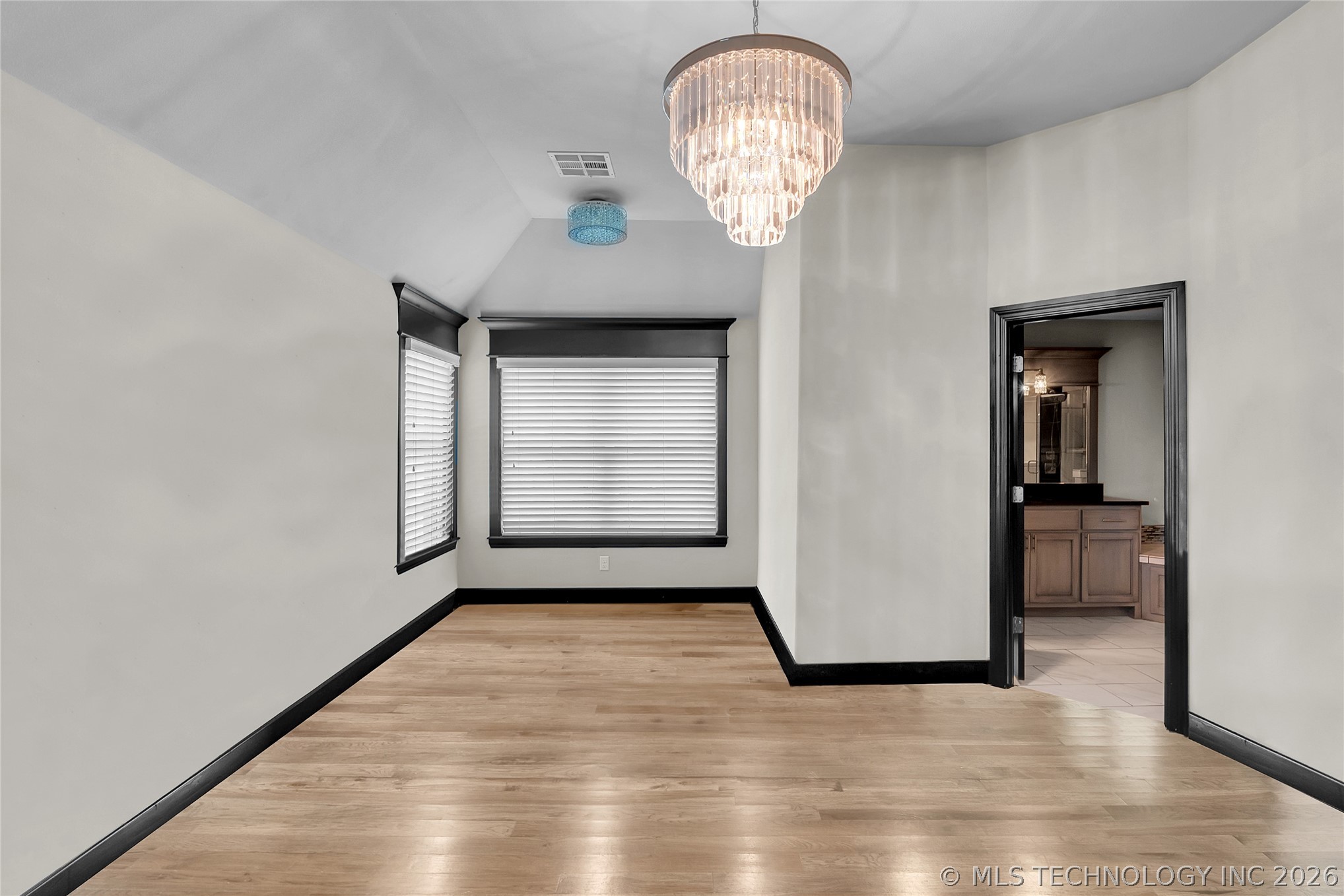3915 S 15th Place Broken Arrow OK 74011