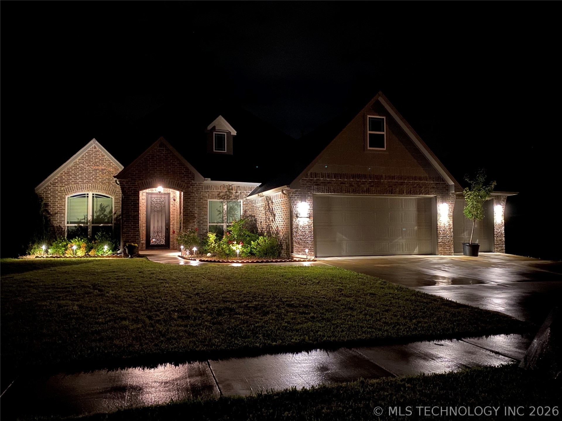 3915 S 15th Place Broken Arrow OK 74011