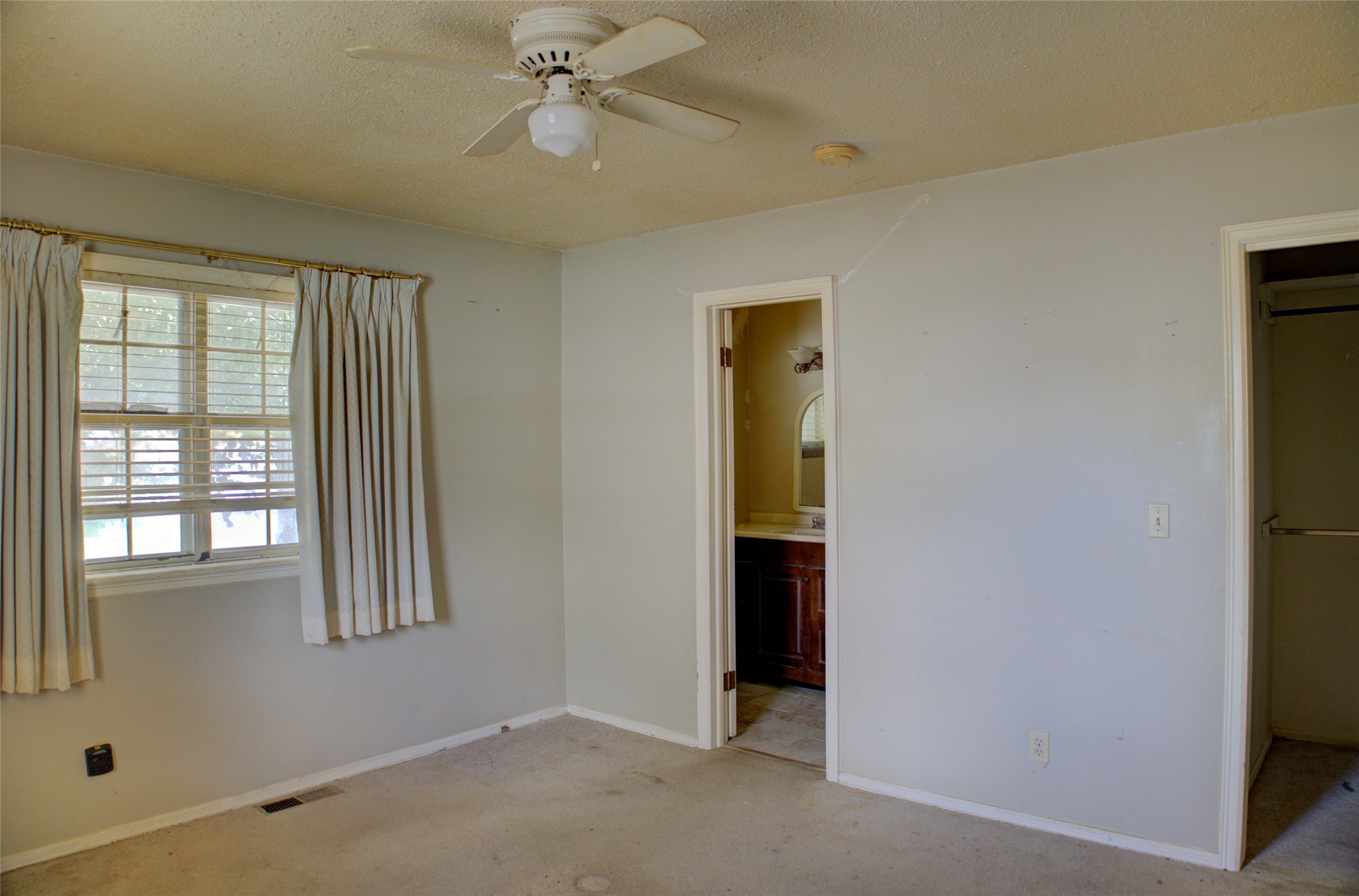 5039 S 26th West Avenue Tulsa OK 74107