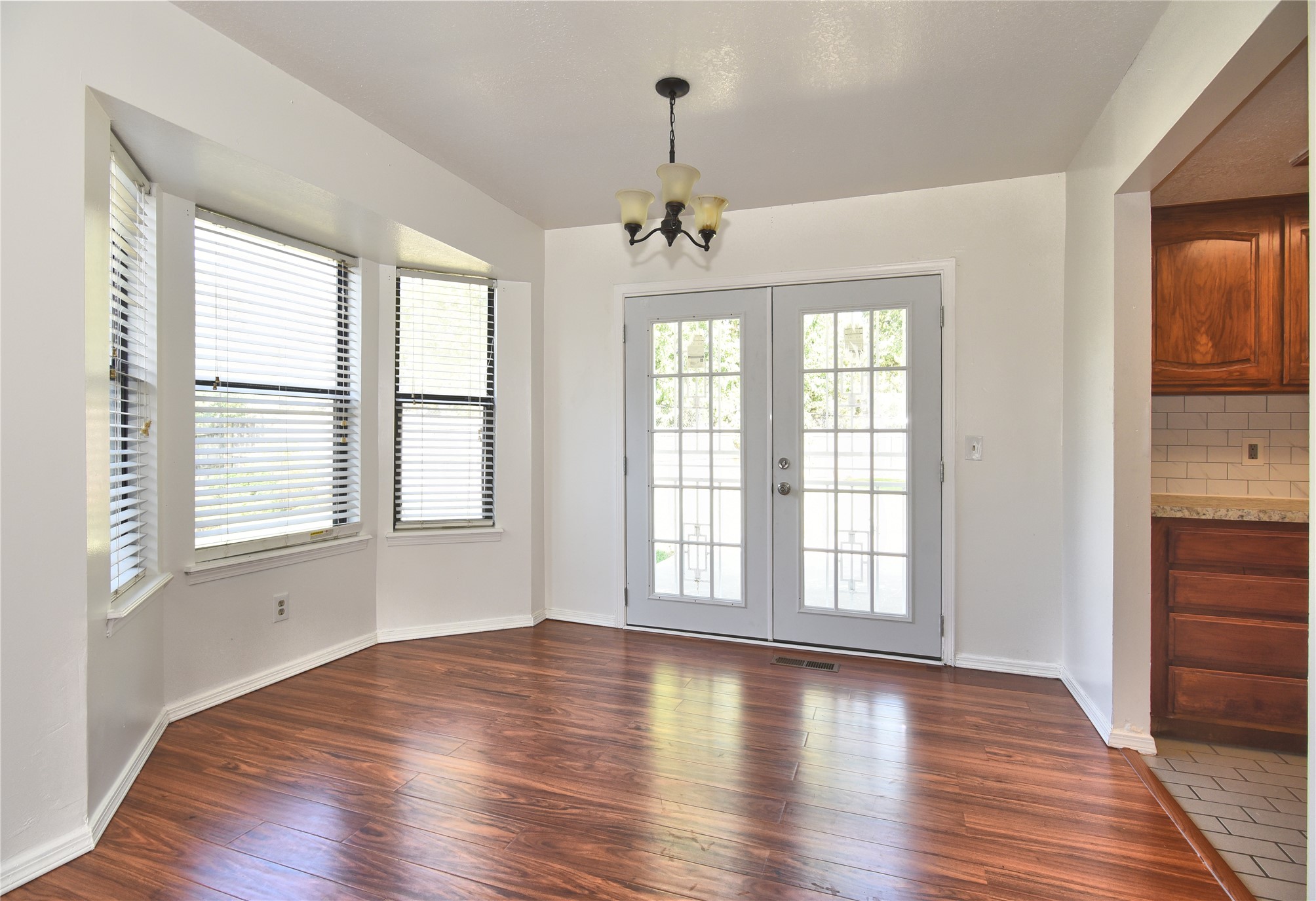 1521 E 75th Court Tulsa OK 74136