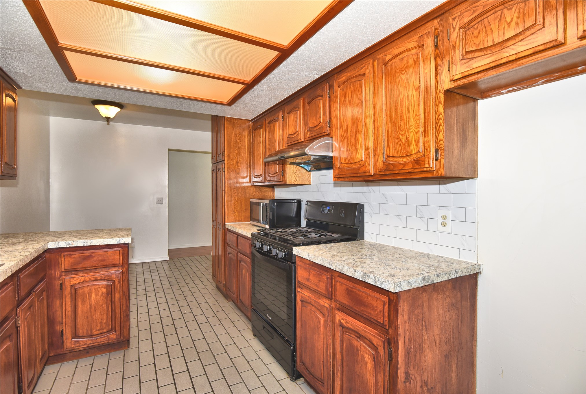 1521 E 75th Court Tulsa OK 74136