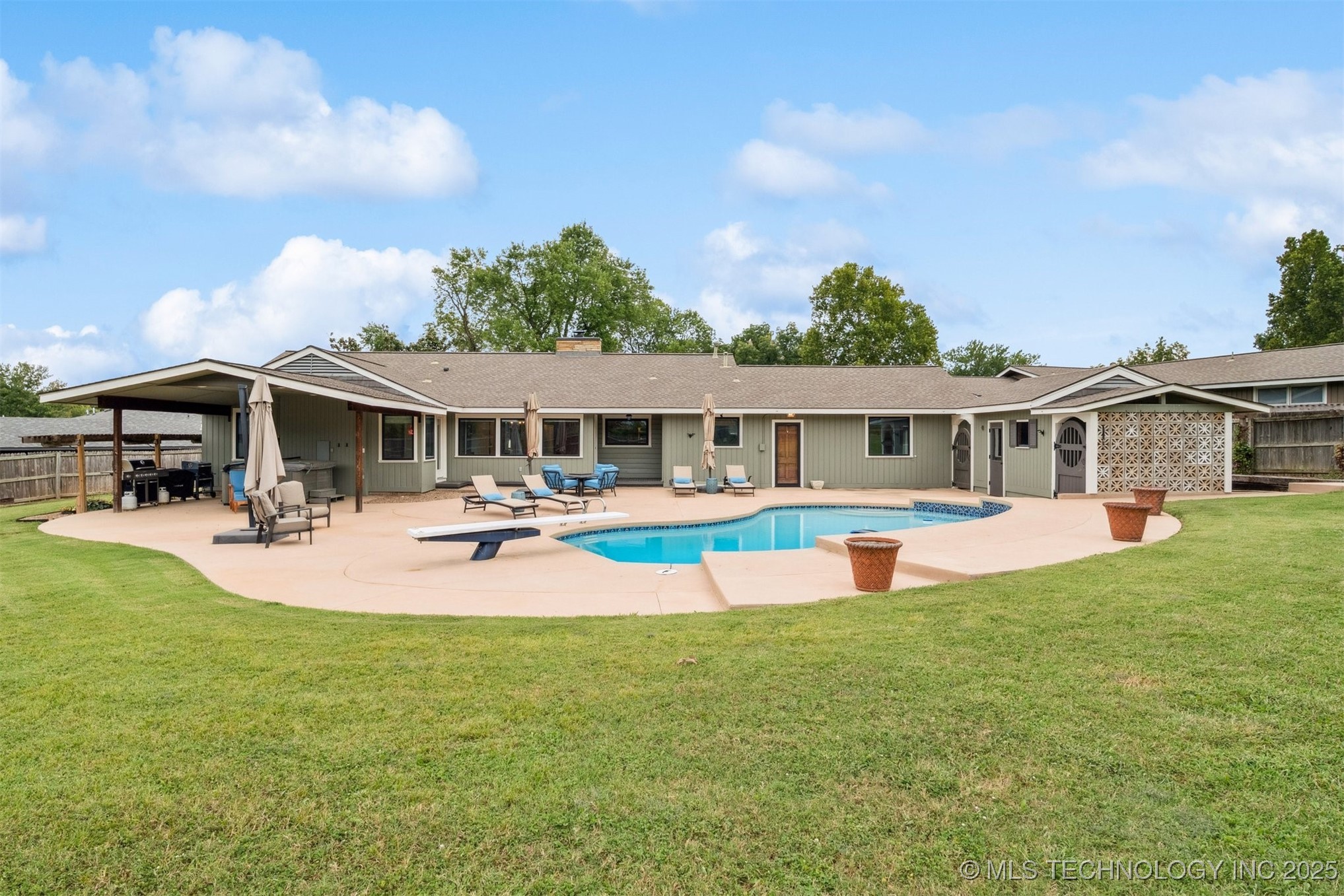 411 W Kaw Avenue Cleveland OK 74020