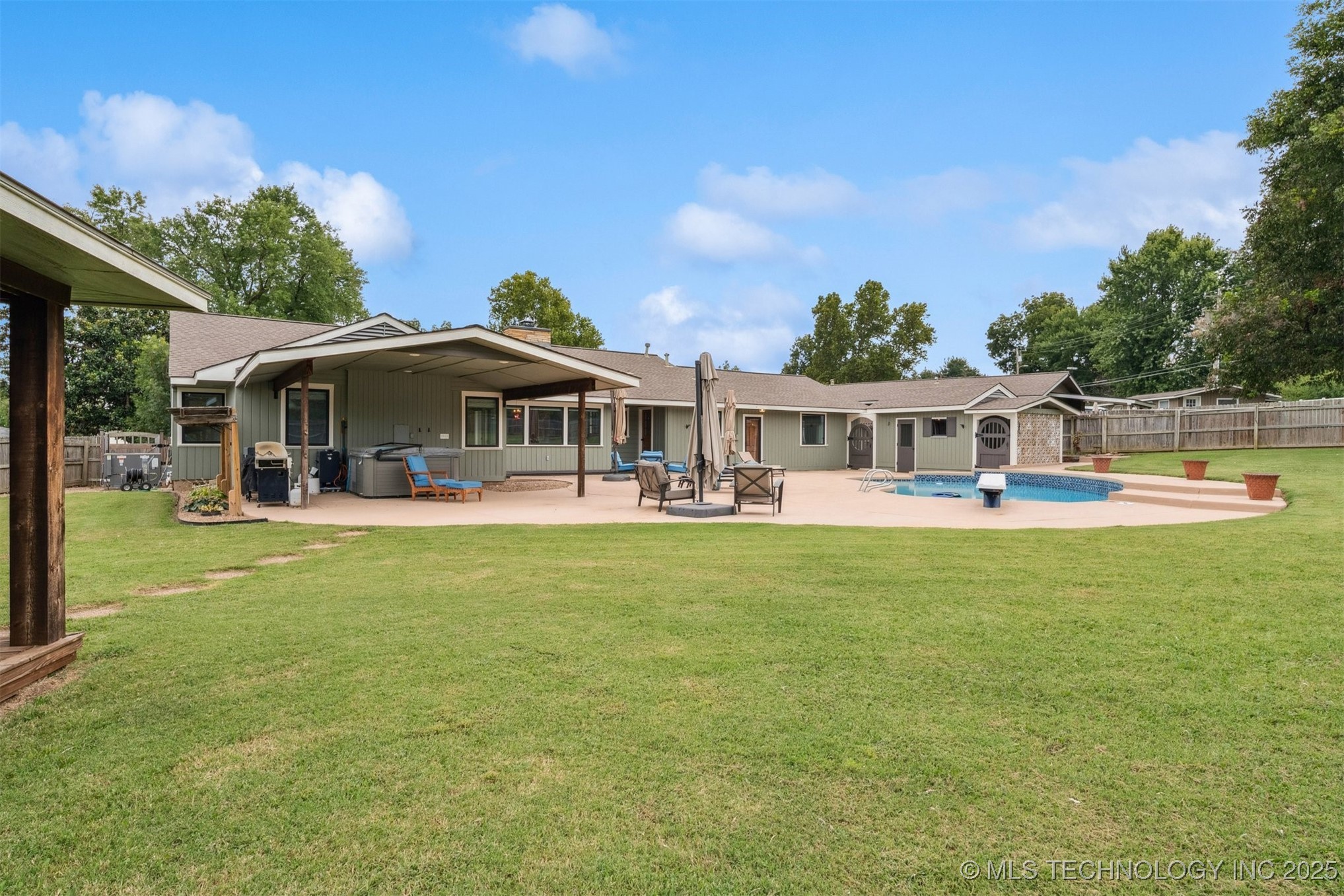 411 W Kaw Avenue Cleveland OK 74020