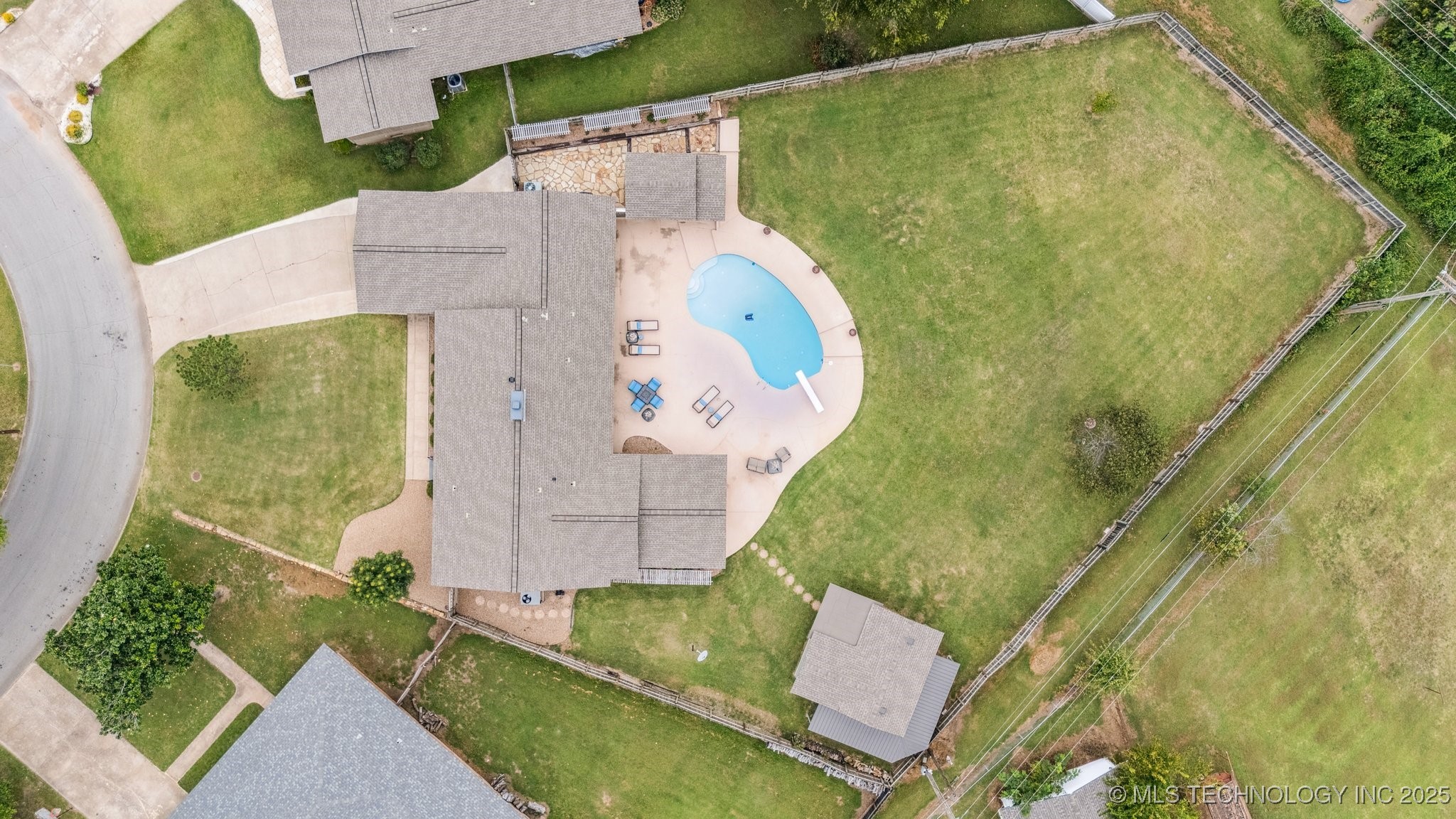 411 W Kaw Avenue Cleveland OK 74020