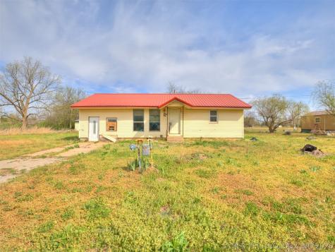 265 E Armstrong Street Jennings OK 74038