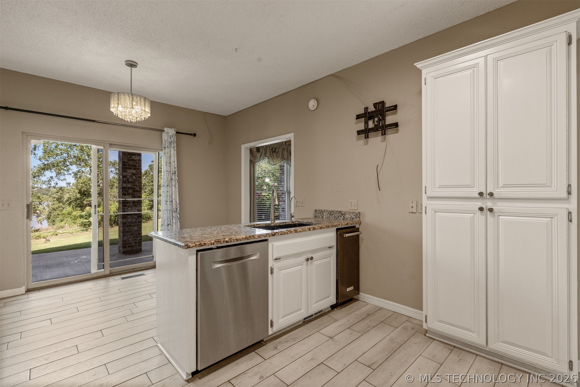 105 Canoe Cove Mannford OK 74044