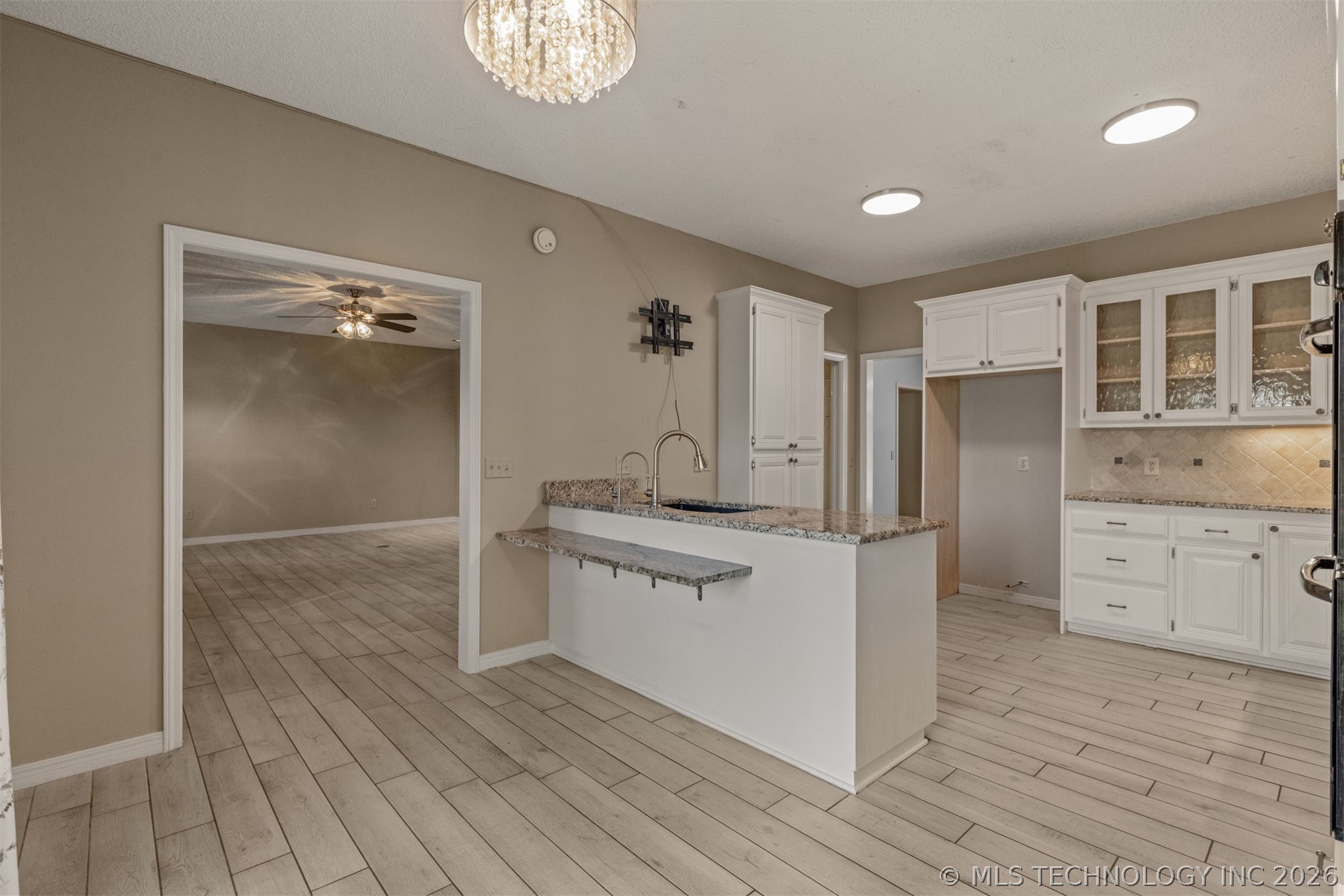 105 Canoe Cove Mannford OK 74044