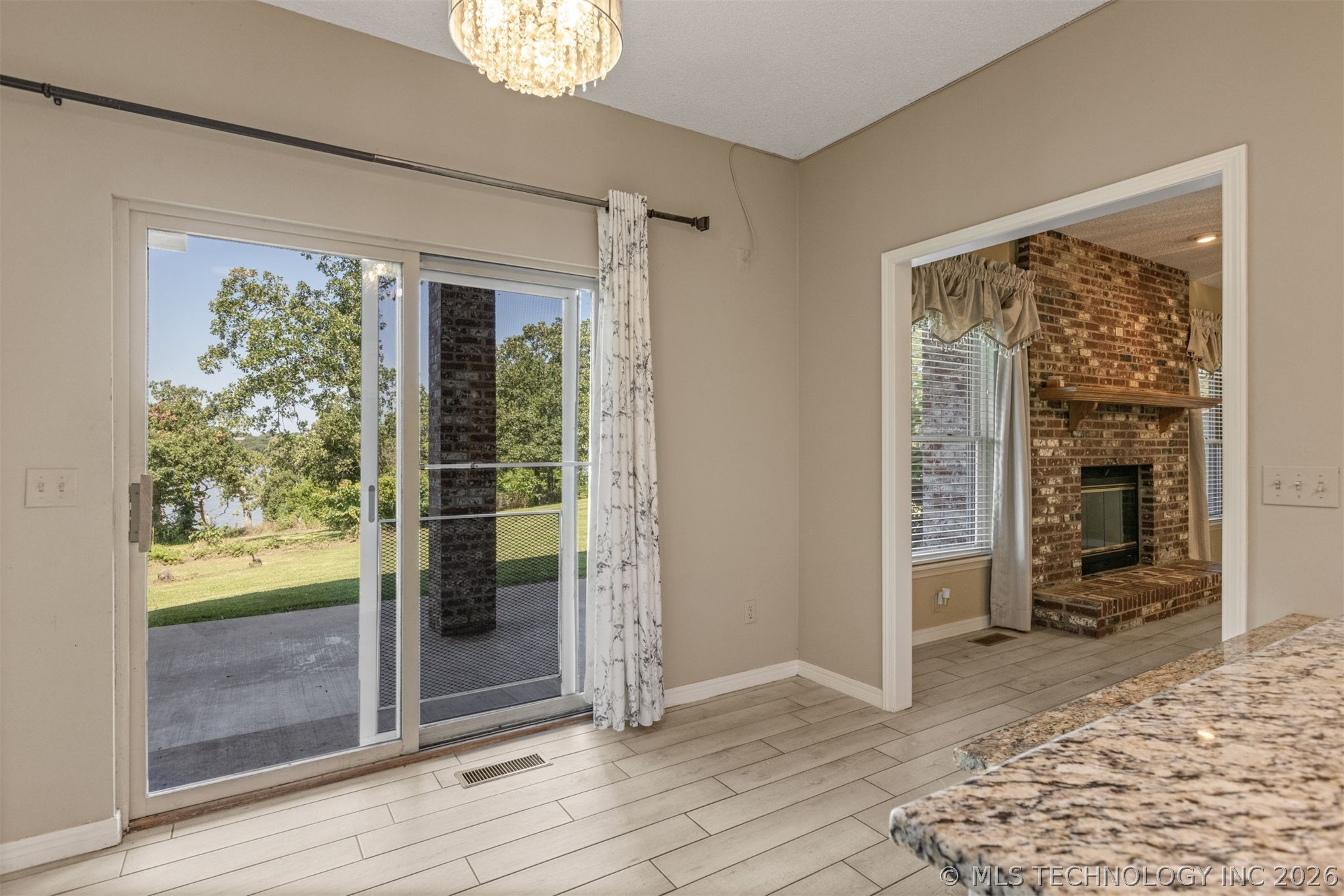 105 Canoe Cove Mannford OK 74044