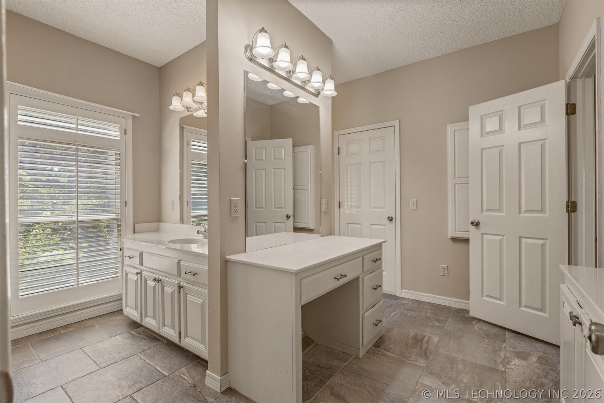 105 Canoe Cove Mannford OK 74044