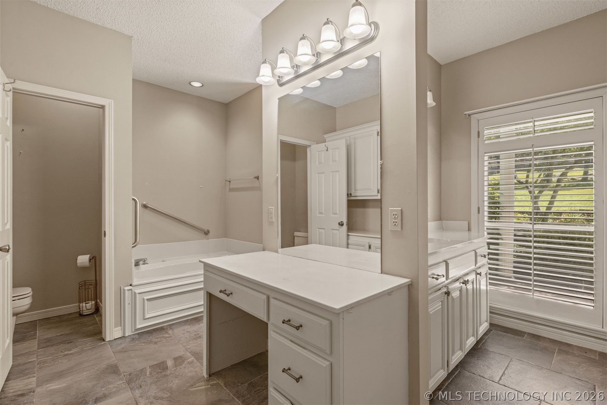 105 Canoe Cove Mannford OK 74044