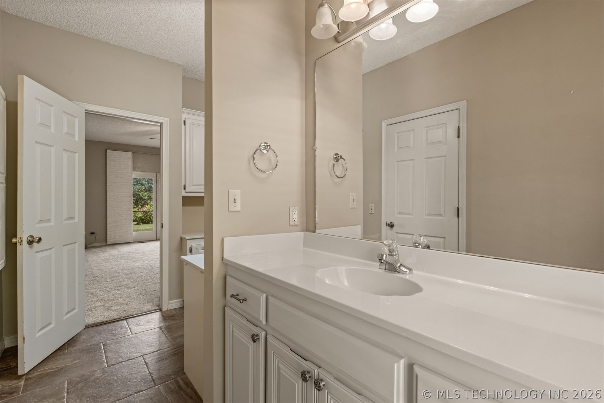 105 Canoe Cove Mannford OK 74044