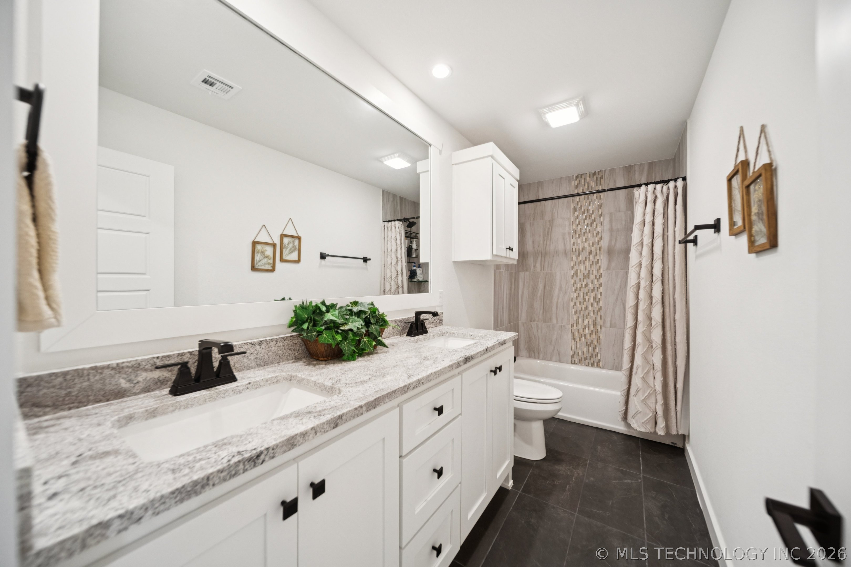 19104 E Beecher Court Owasso OK 74055