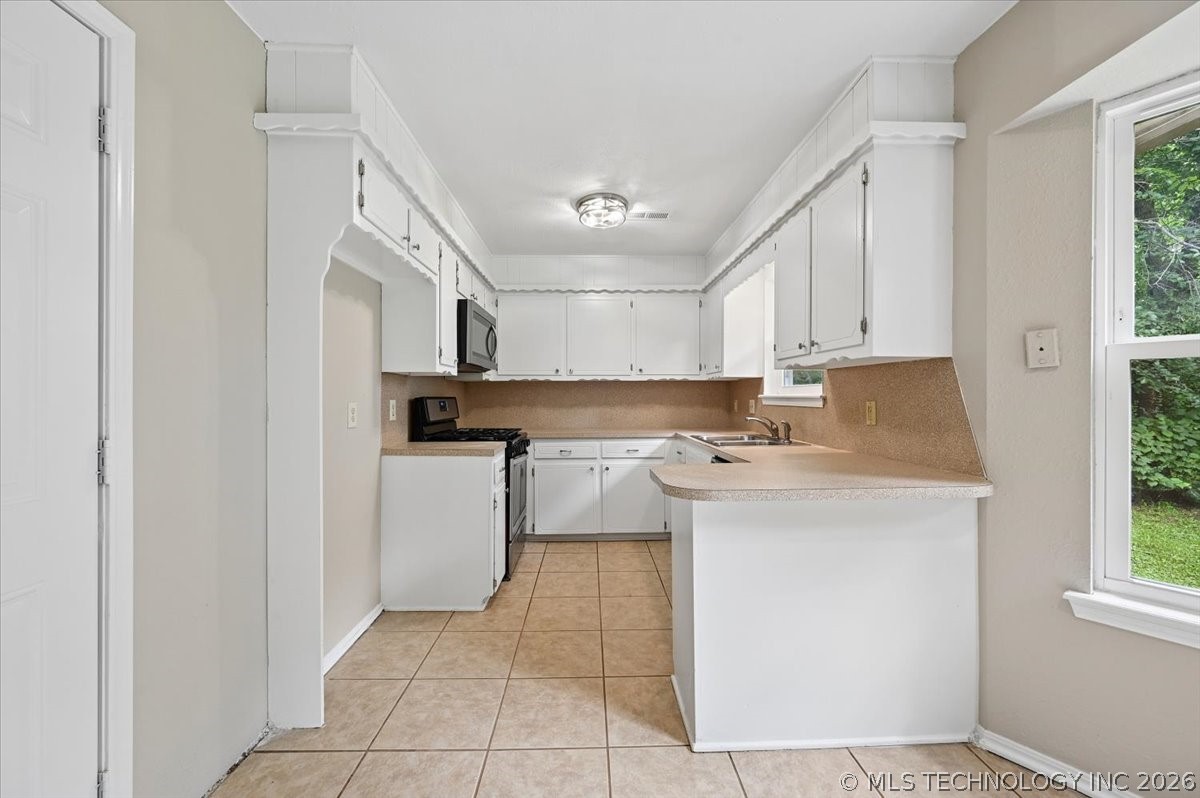 1661 S Poplar Avenue Broken Arrow OK 74012