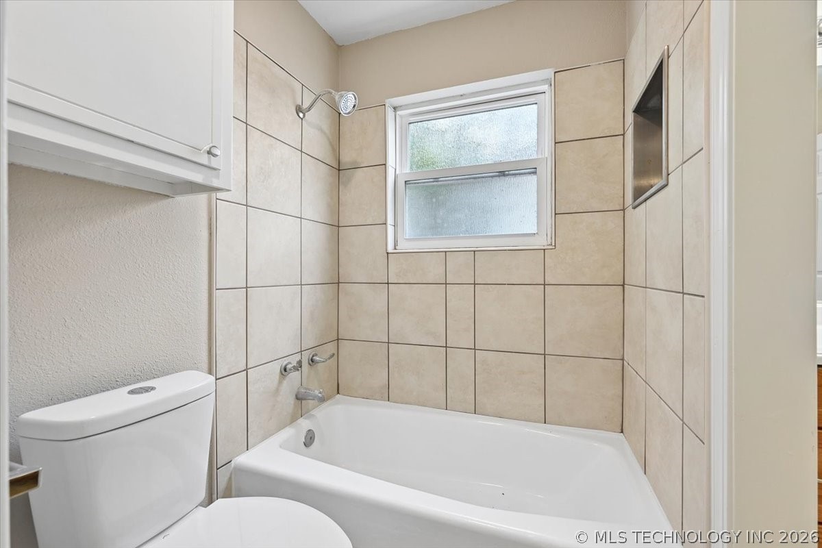 1661 S Poplar Avenue Broken Arrow OK 74012