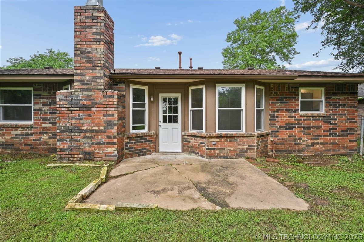 1661 S Poplar Avenue Broken Arrow OK 74012