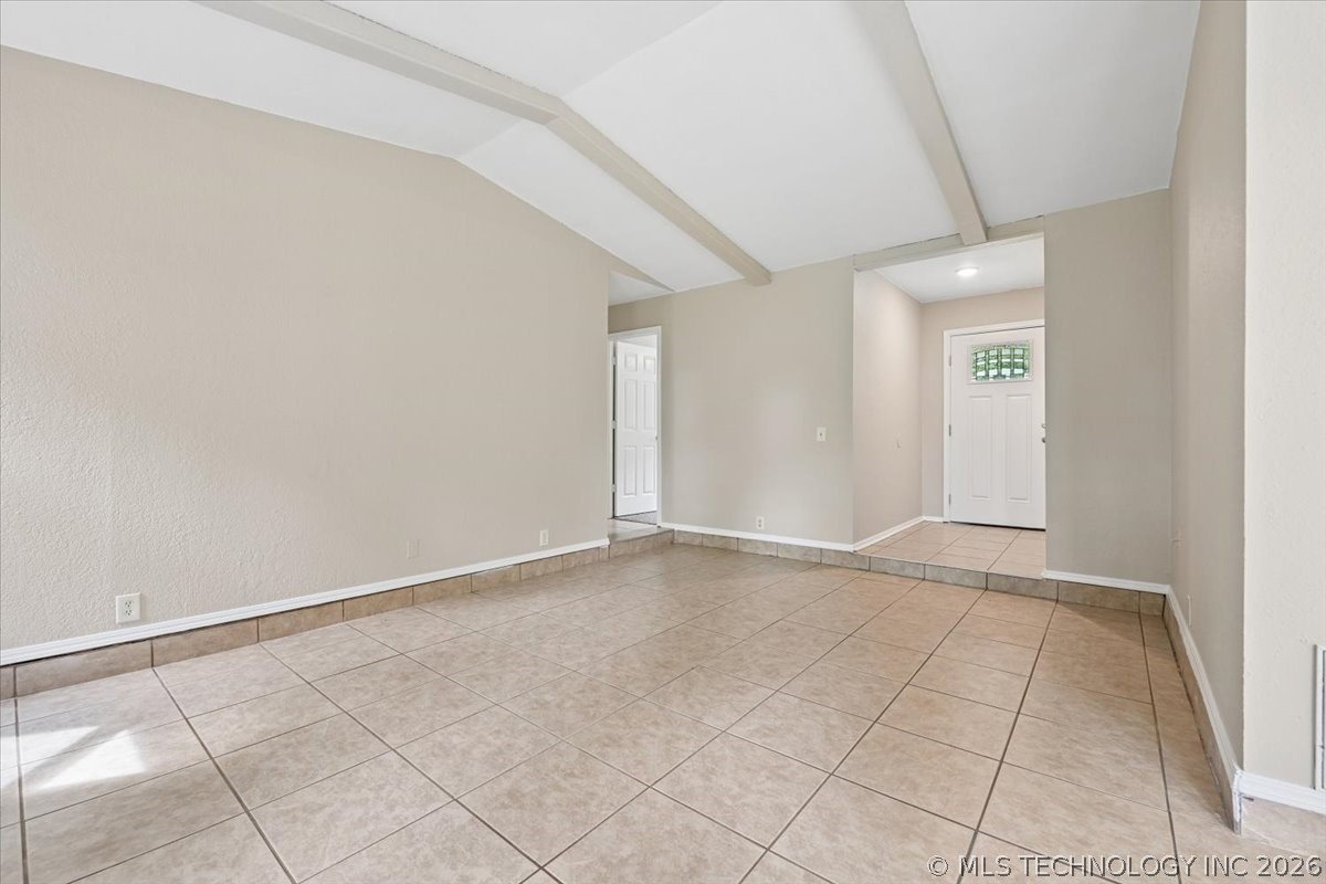 1661 S Poplar Avenue Broken Arrow OK 74012