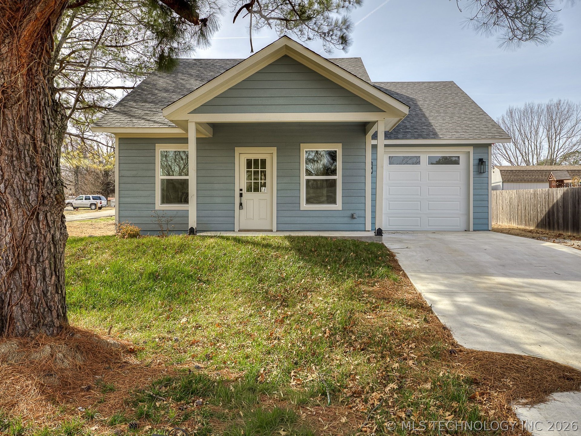 1701 E Mcgill Circle Eufaula OK 74432