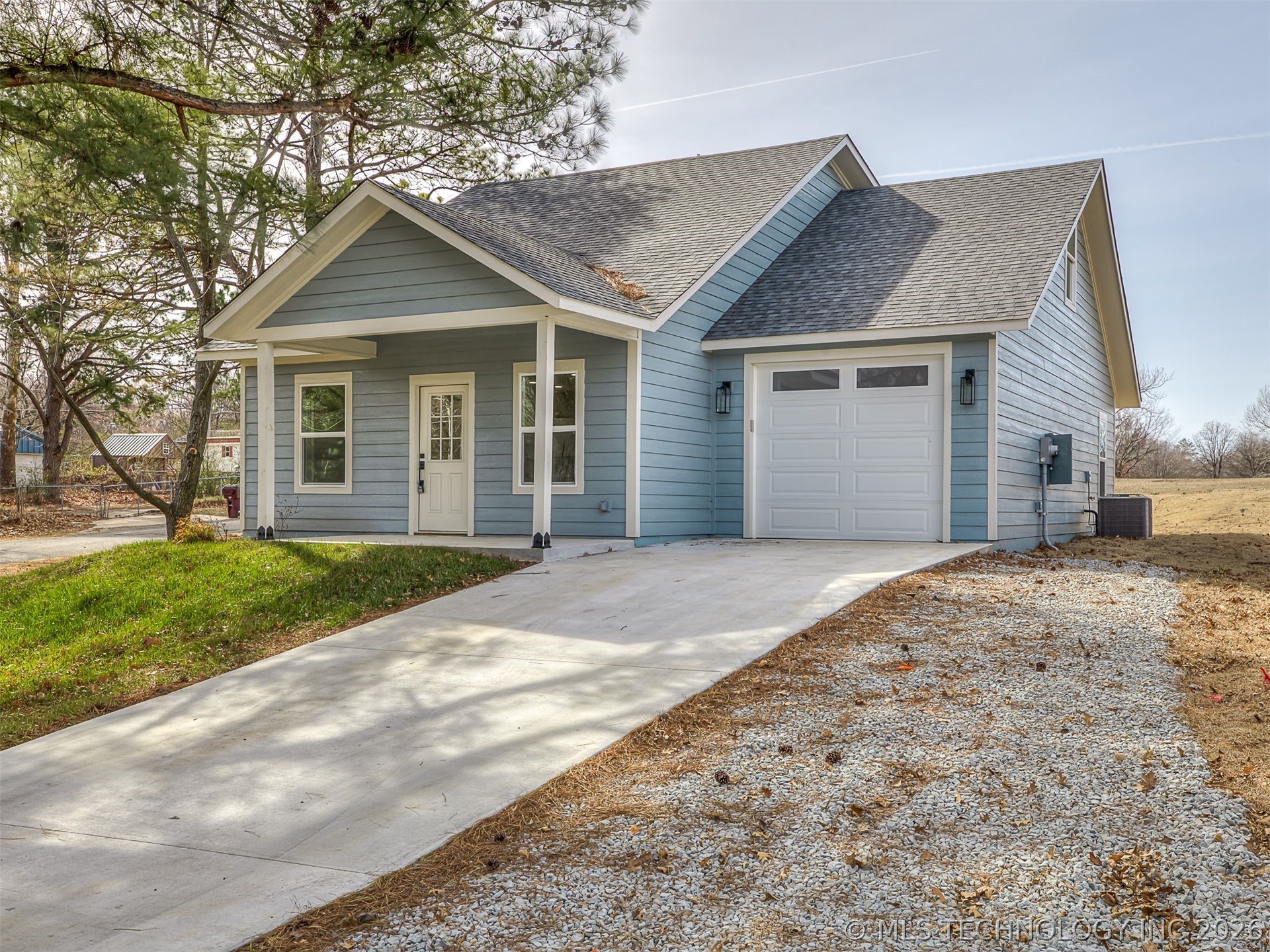 1701 E Mcgill Circle Eufaula OK 74432