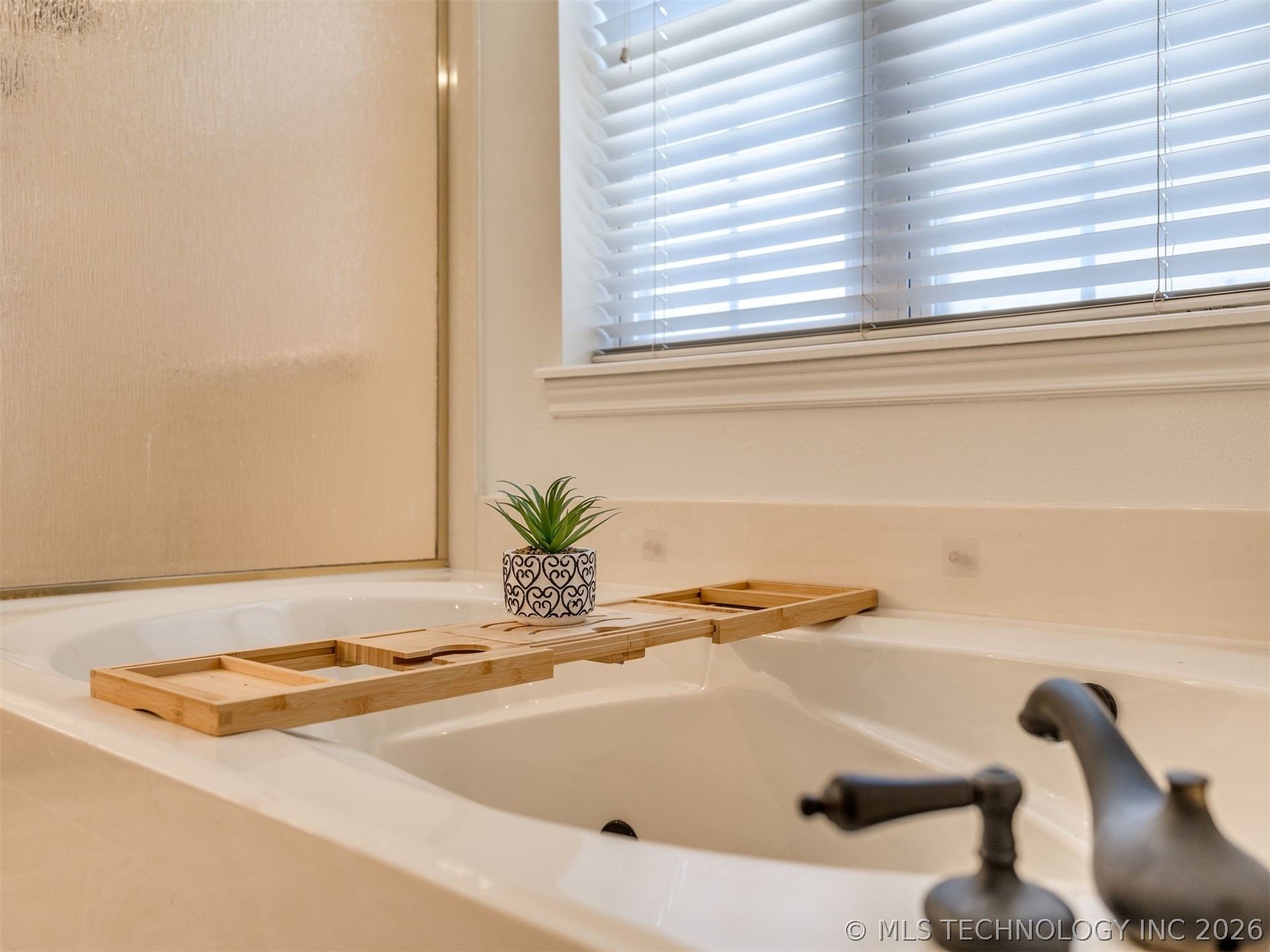 5128 E 91st Place Tulsa OK 74137