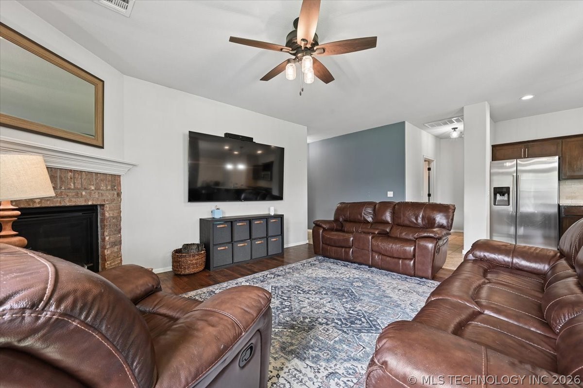 7315 S Laurel Place Broken Arrow OK 74011