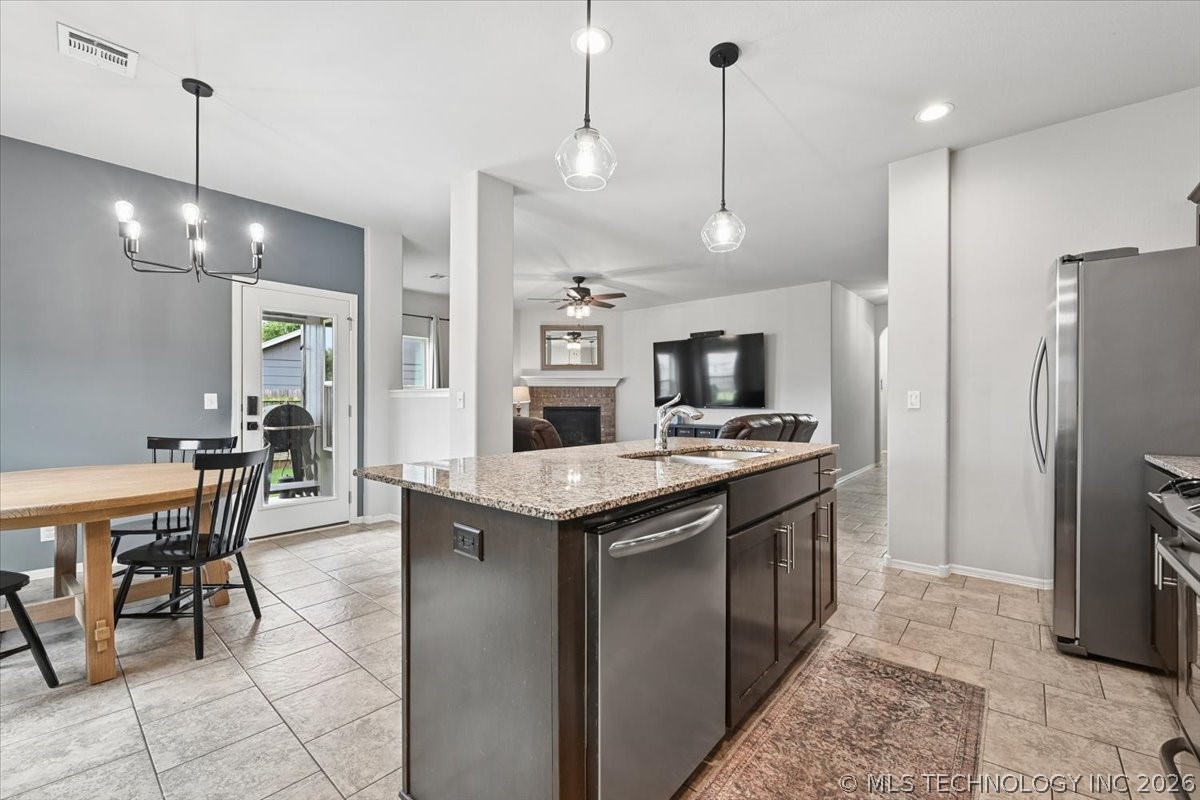 7315 S Laurel Place Broken Arrow OK 74011