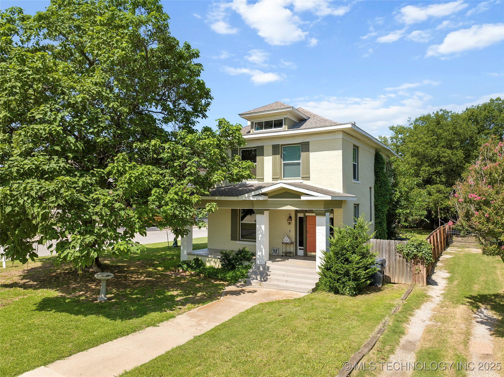 121 F SW Ardmore OK 73401