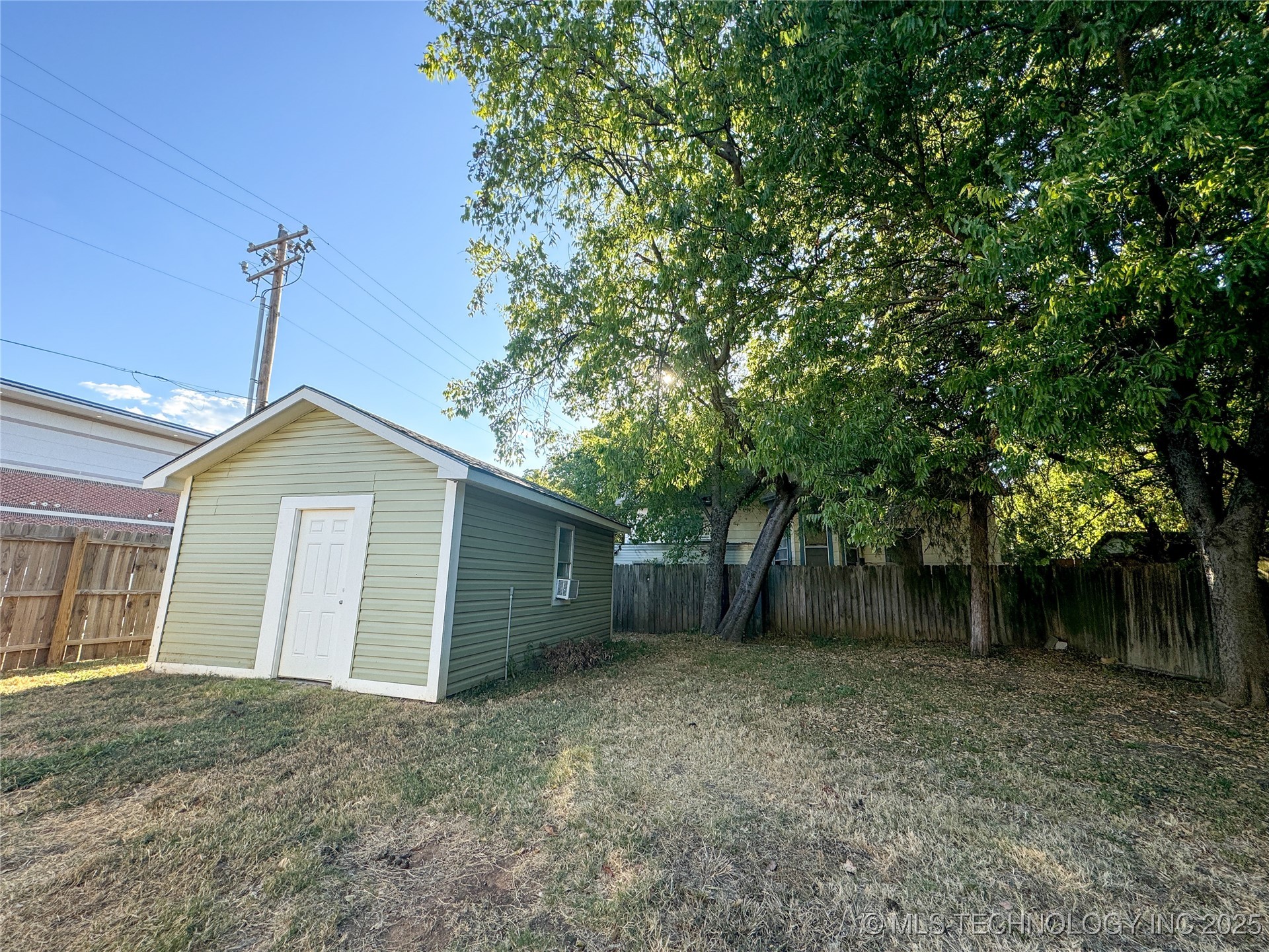 121 F SW Ardmore OK 73401