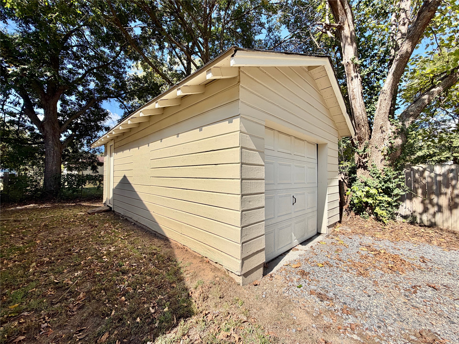 835 Lamer Avenue Tahlequah OK 74464