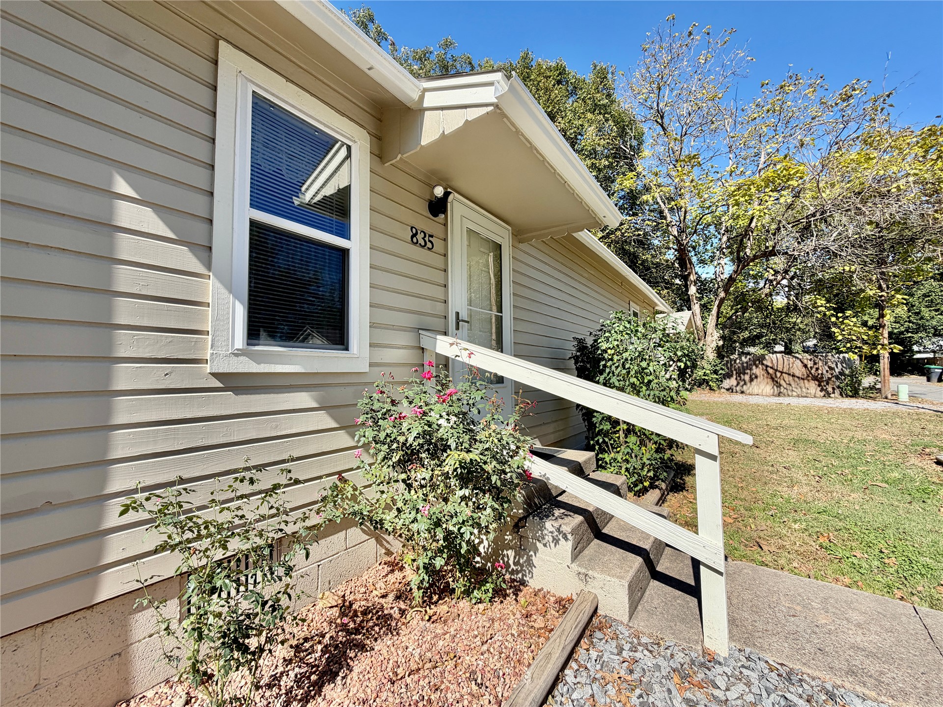 835 Lamer Avenue Tahlequah OK 74464
