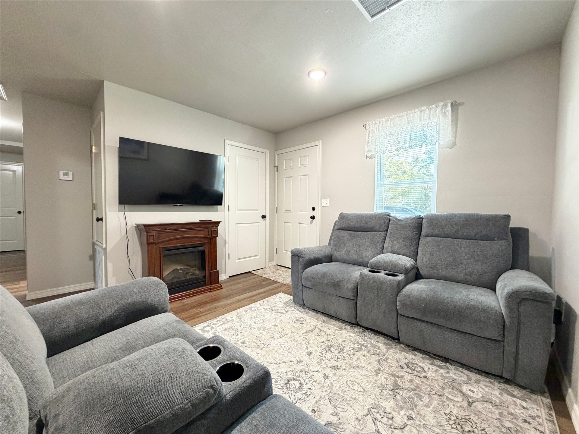 835 Lamer Avenue Tahlequah OK 74464