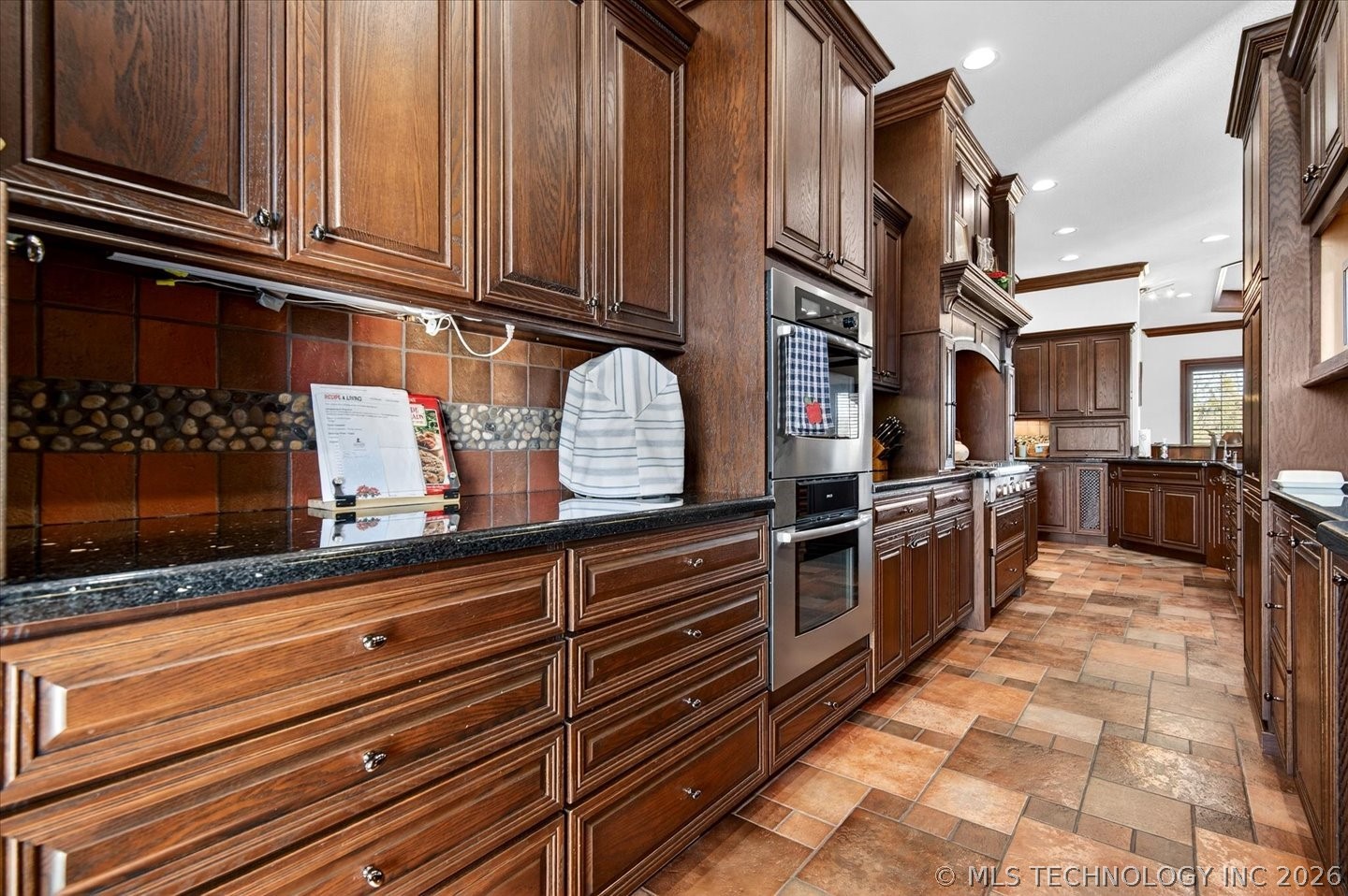 2621 Rabbit Ridge Bartlesville OK 74006