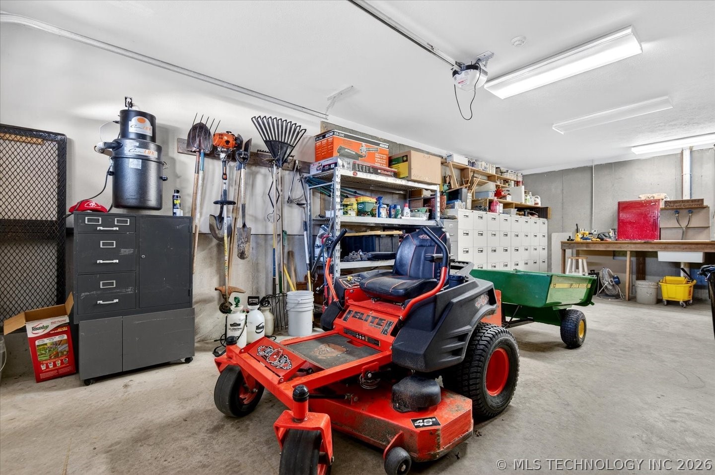2621 Rabbit Ridge Bartlesville OK 74006