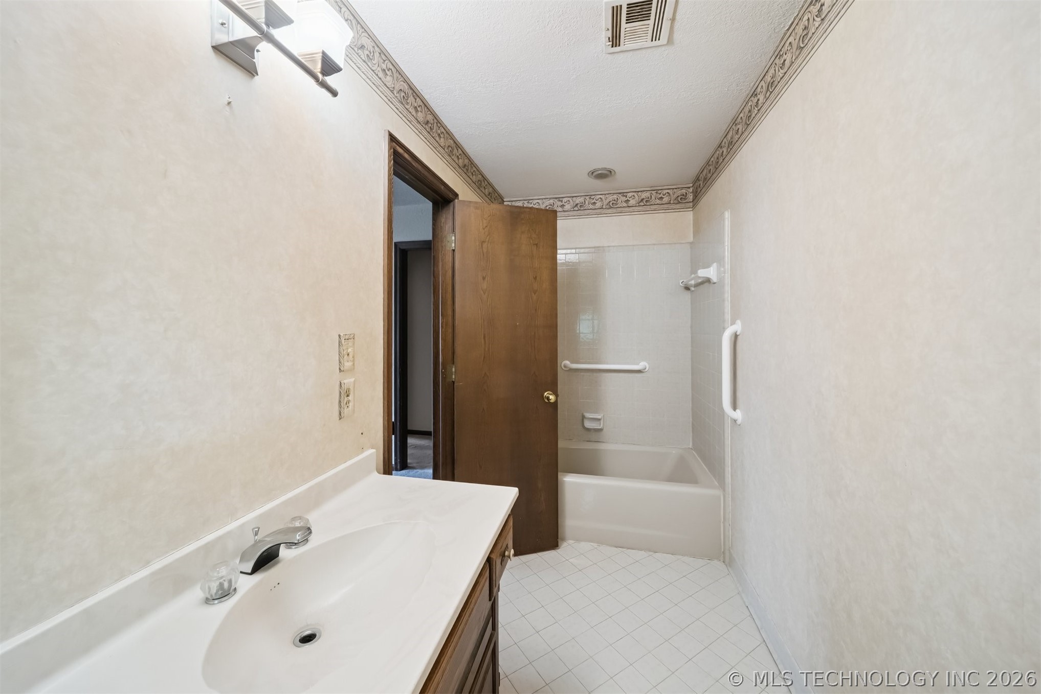 3116 E 71st Street Tulsa OK 74136