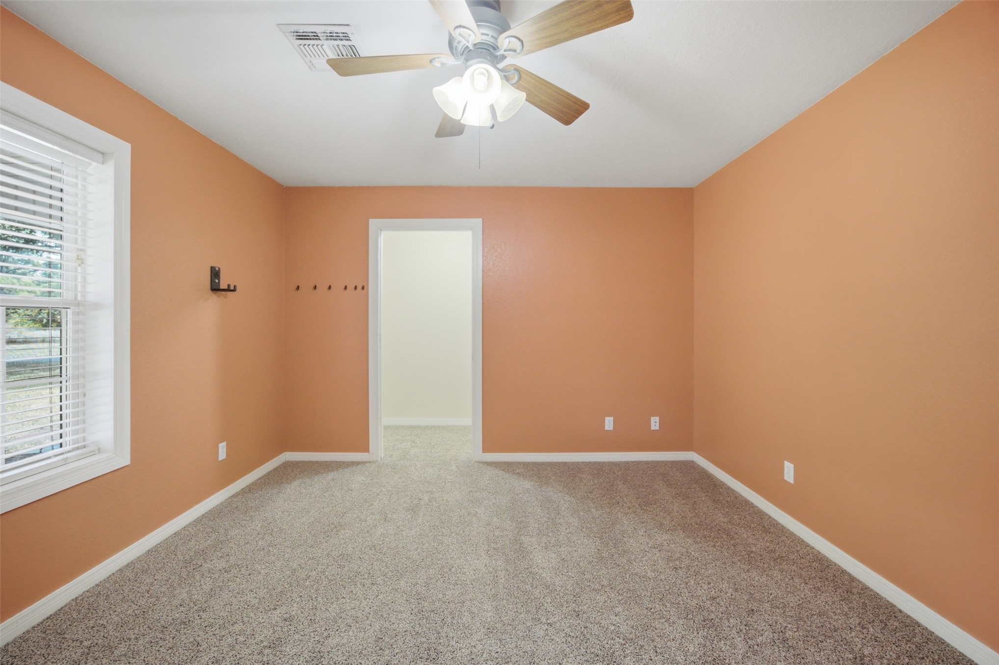 800 Linn Hartshorne OK 74547