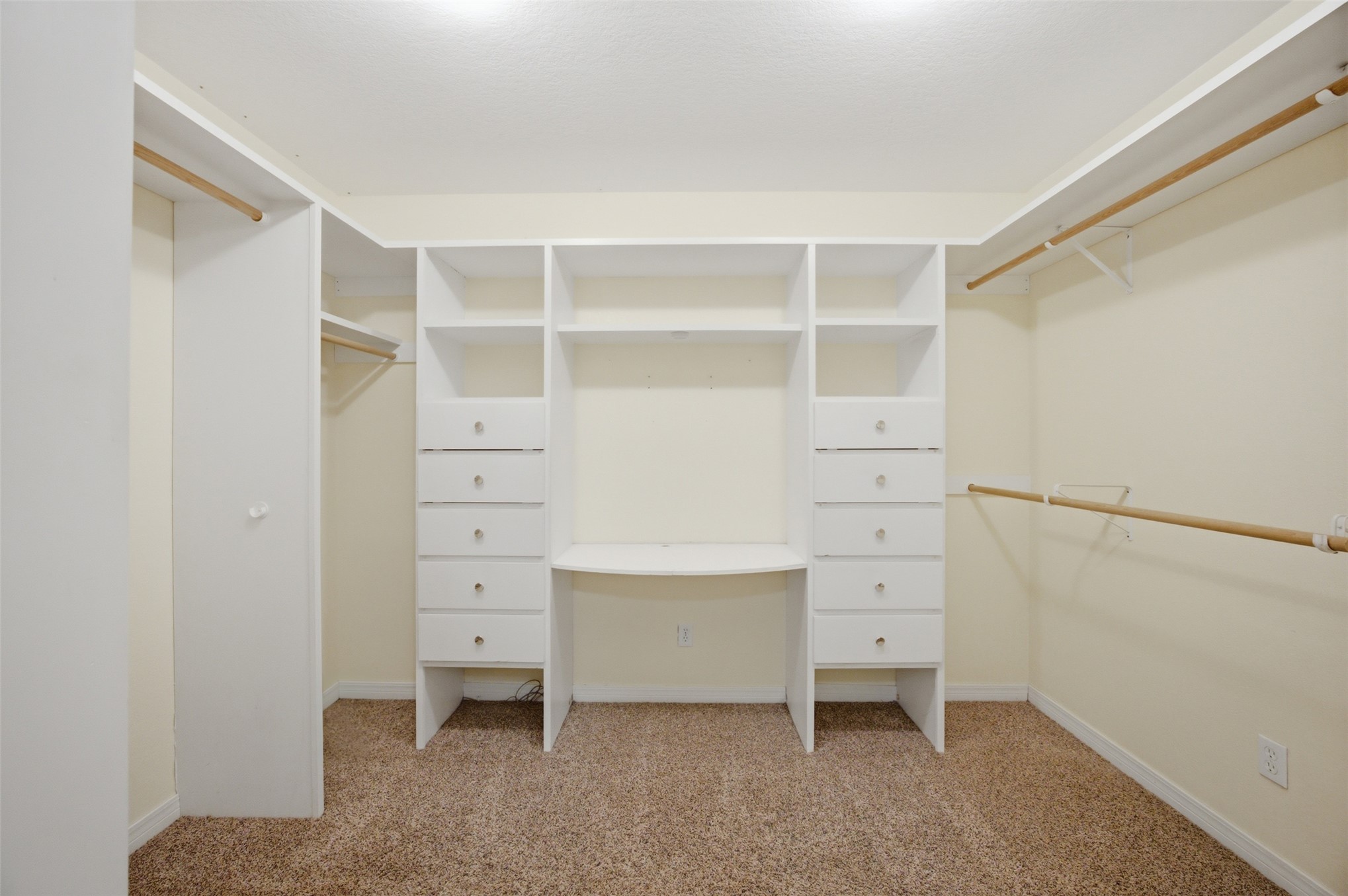 800 Linn Hartshorne OK 74547
