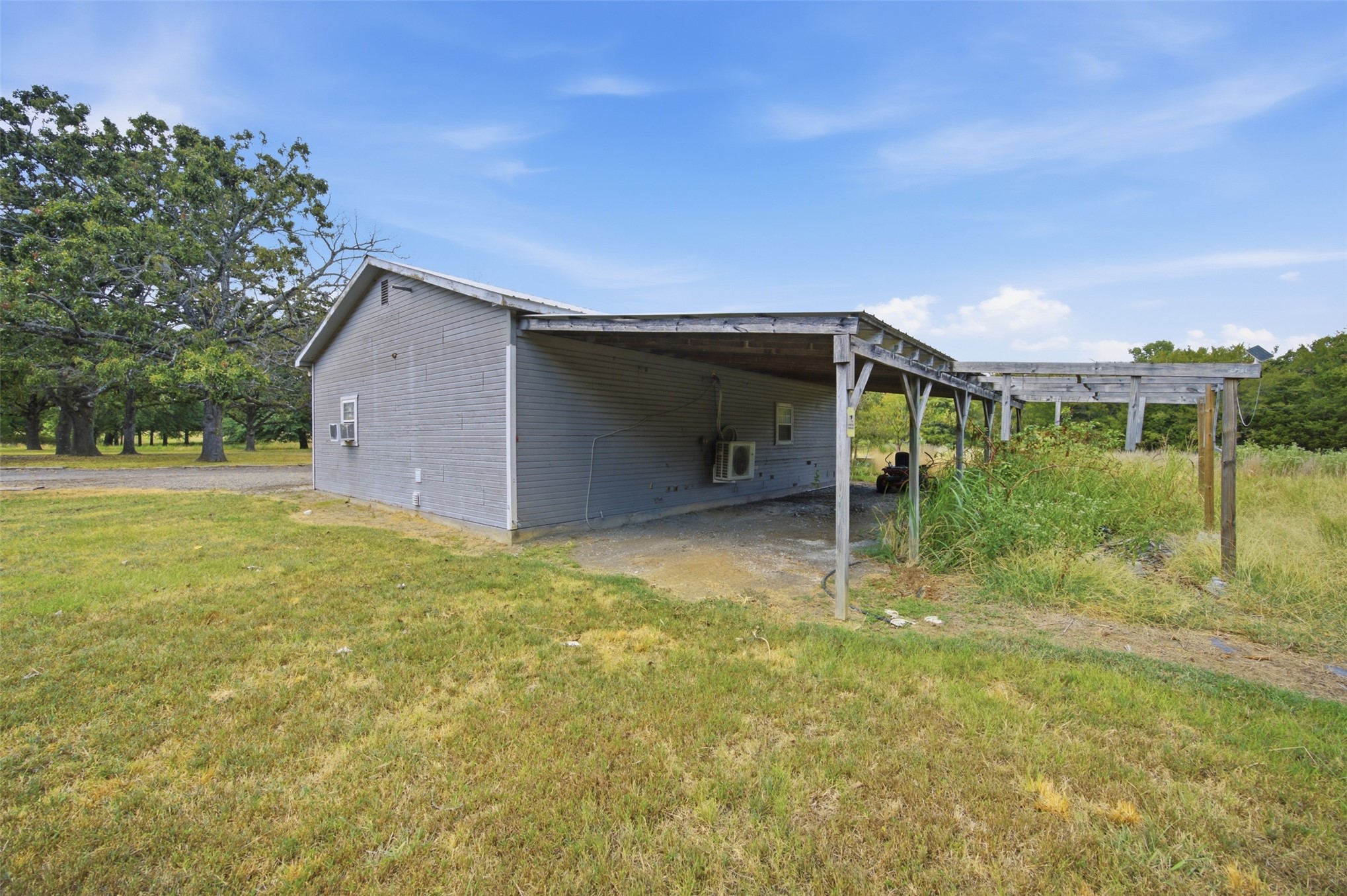 800 Linn Hartshorne OK 74547
