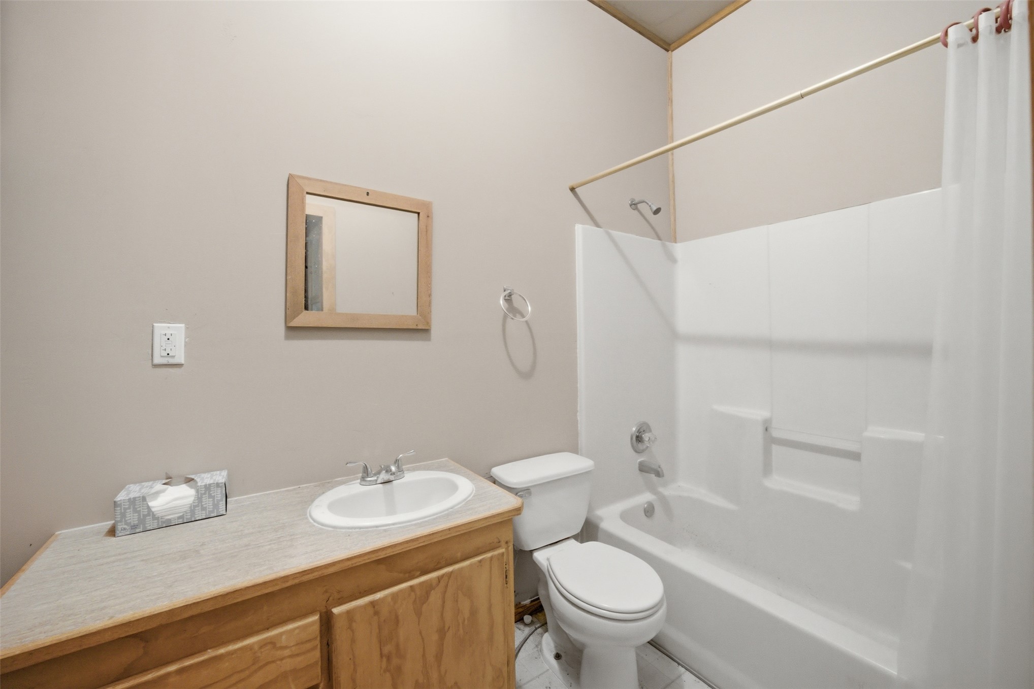 800 Linn Hartshorne OK 74547