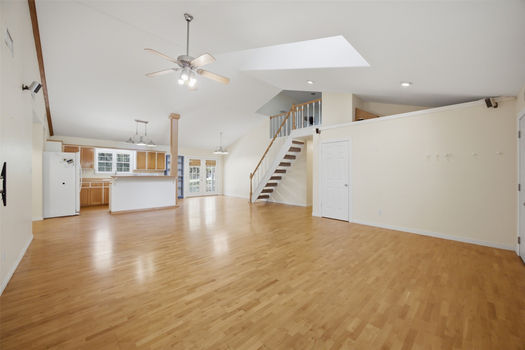 800 Linn Hartshorne OK 74547