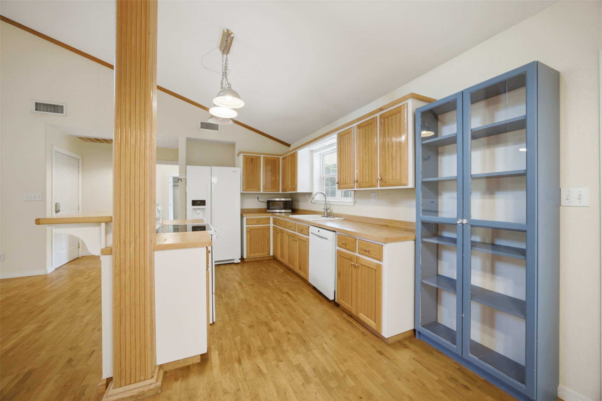 800 Linn Hartshorne OK 74547