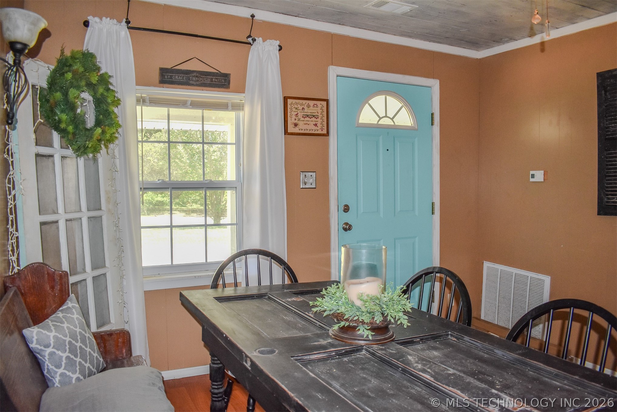 1114 N 4230 Road Hugo OK 74743