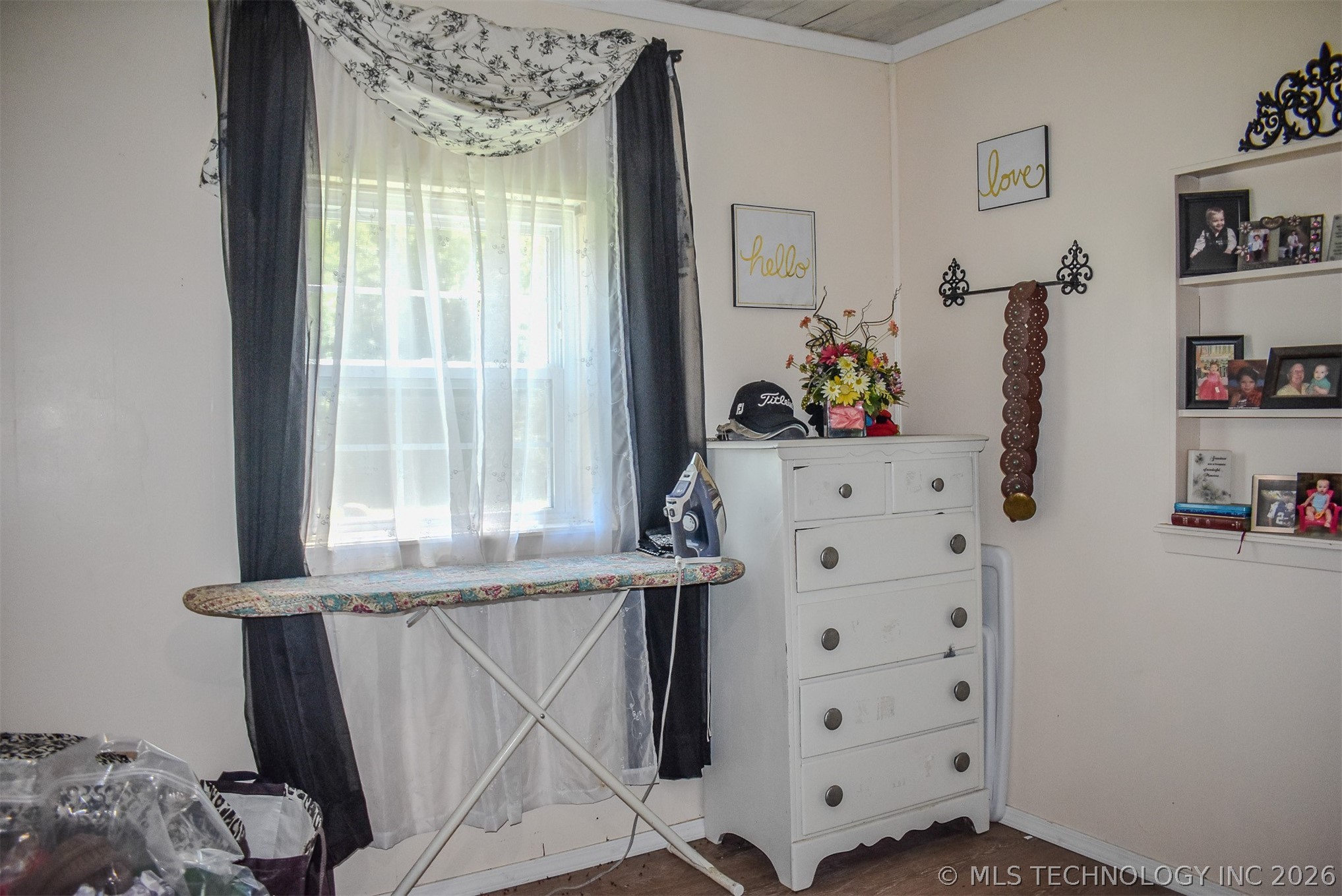 1114 N 4230 Road Hugo OK 74743