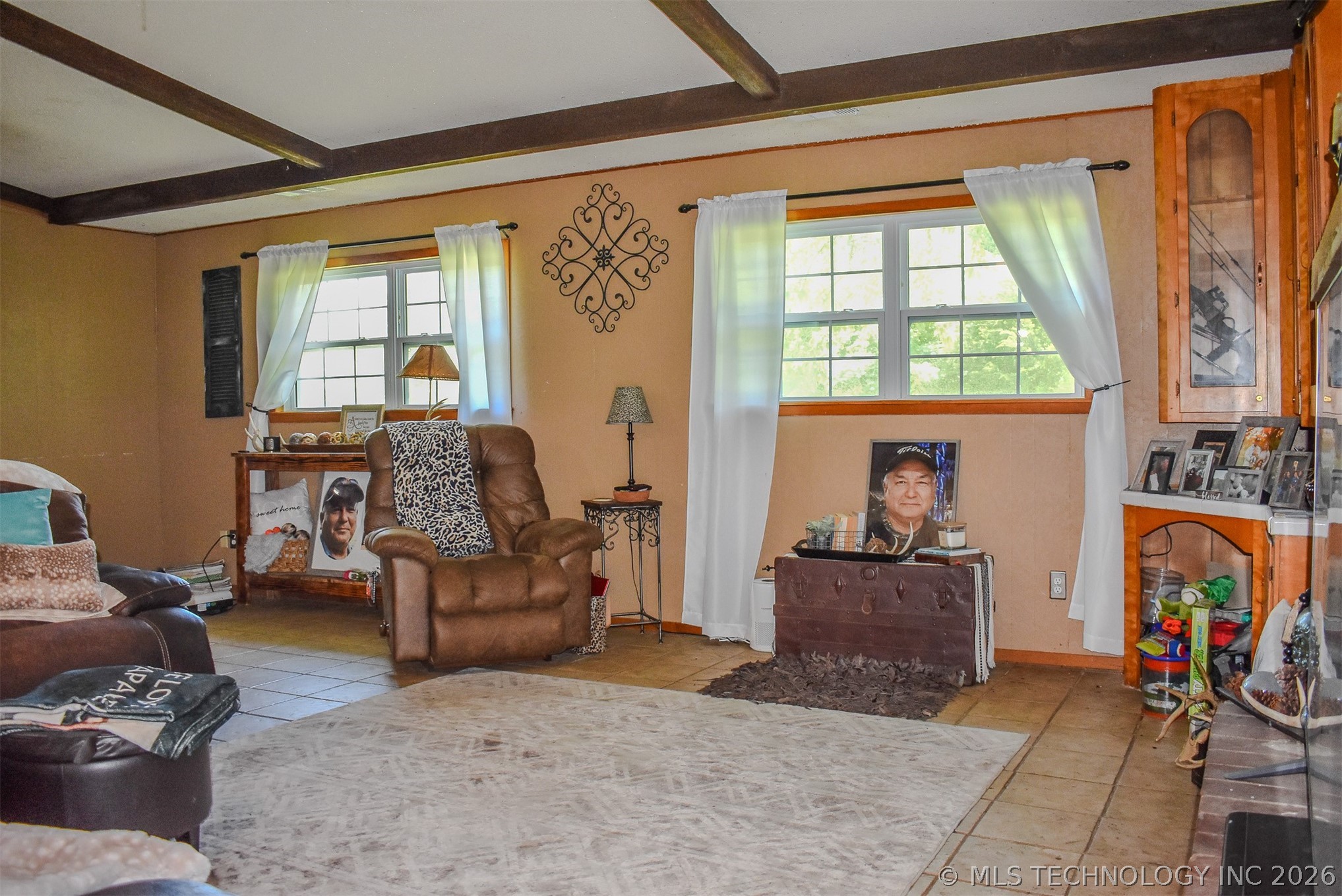 1114 N 4230 Road Hugo OK 74743