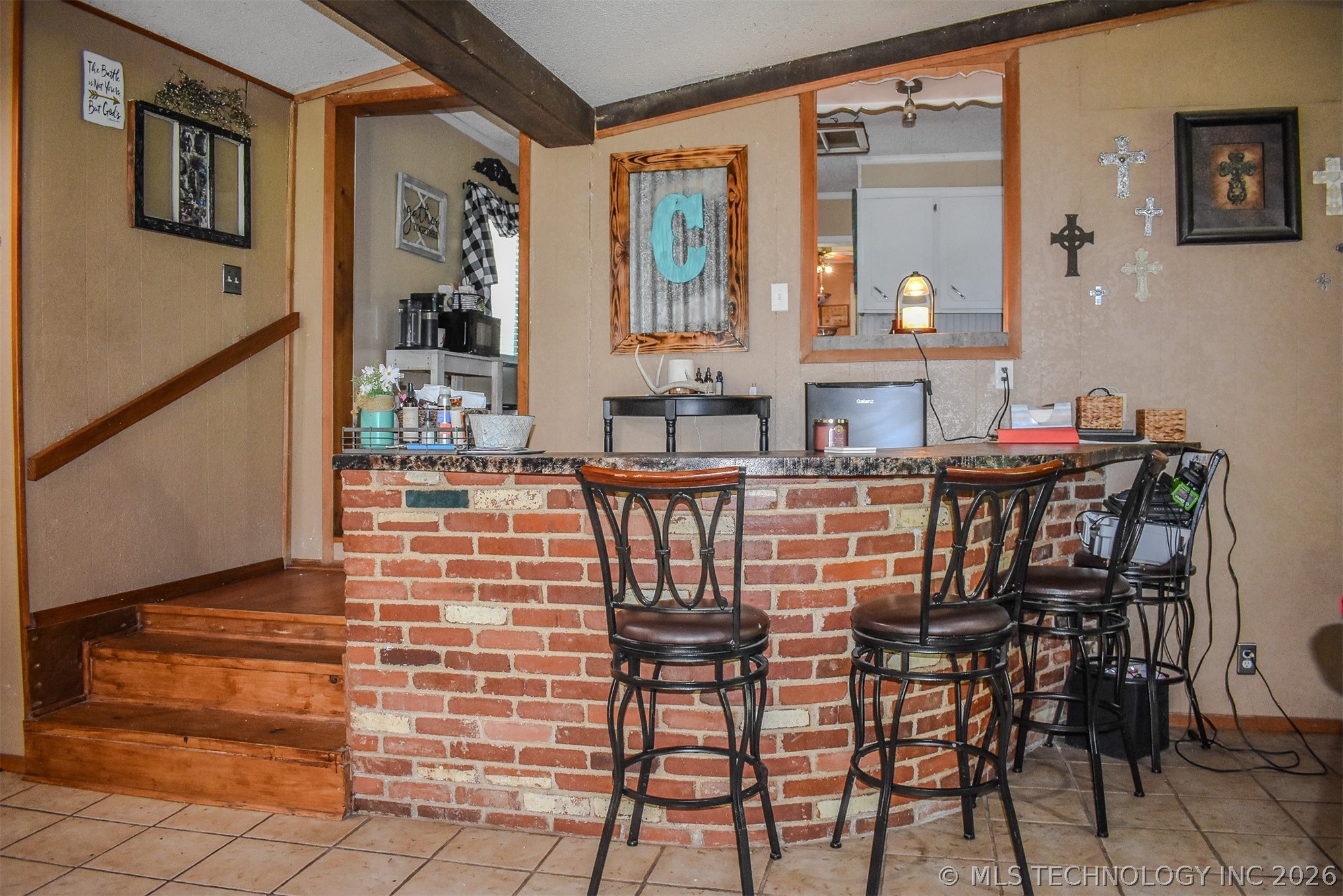 1114 N 4230 Road Hugo OK 74743