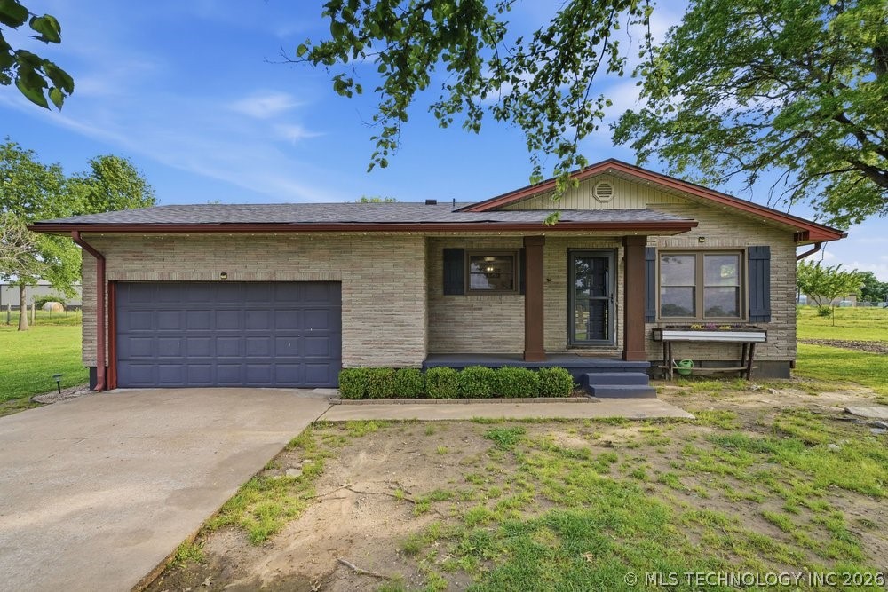 11165 E 530 Road Claremore OK 74019