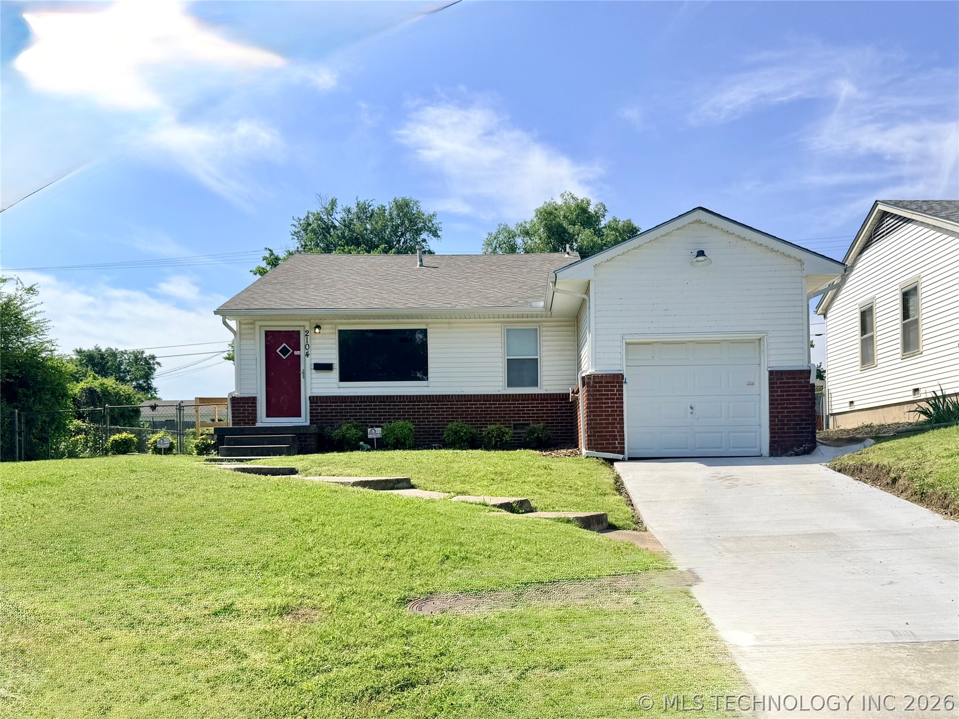 2104 W 48th Place Tulsa OK 74107