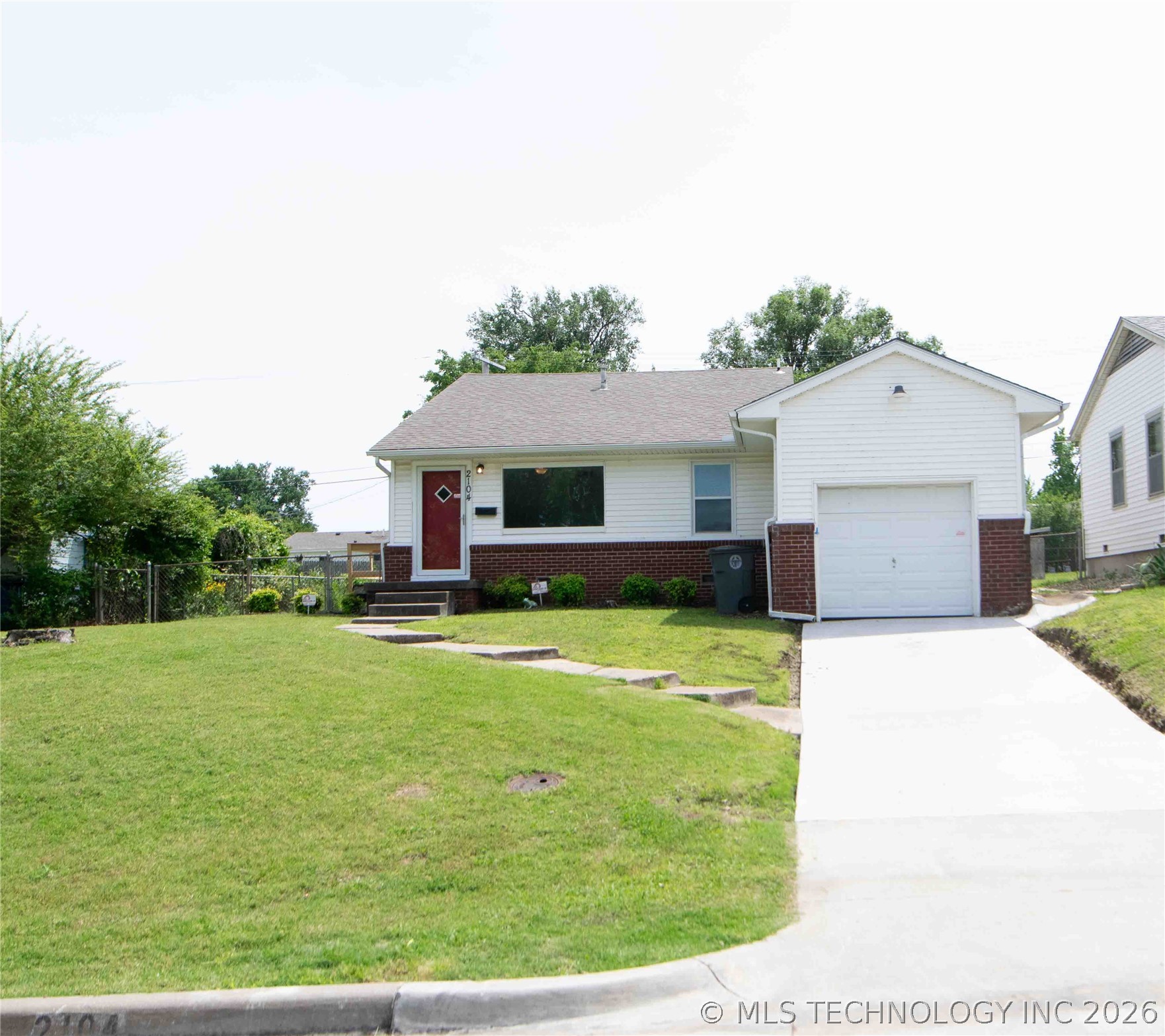 2104 W 48th Place Tulsa OK 74107