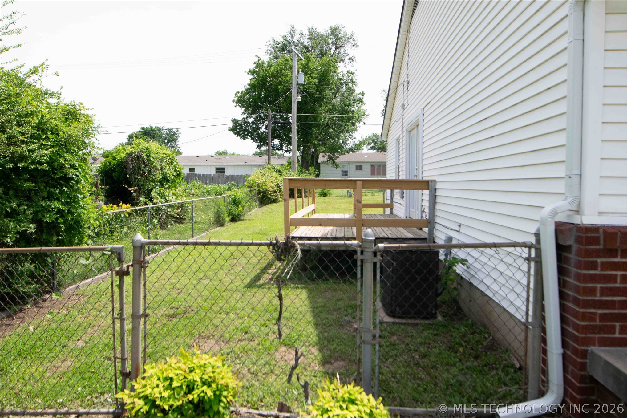 2104 W 48th Place Tulsa OK 74107