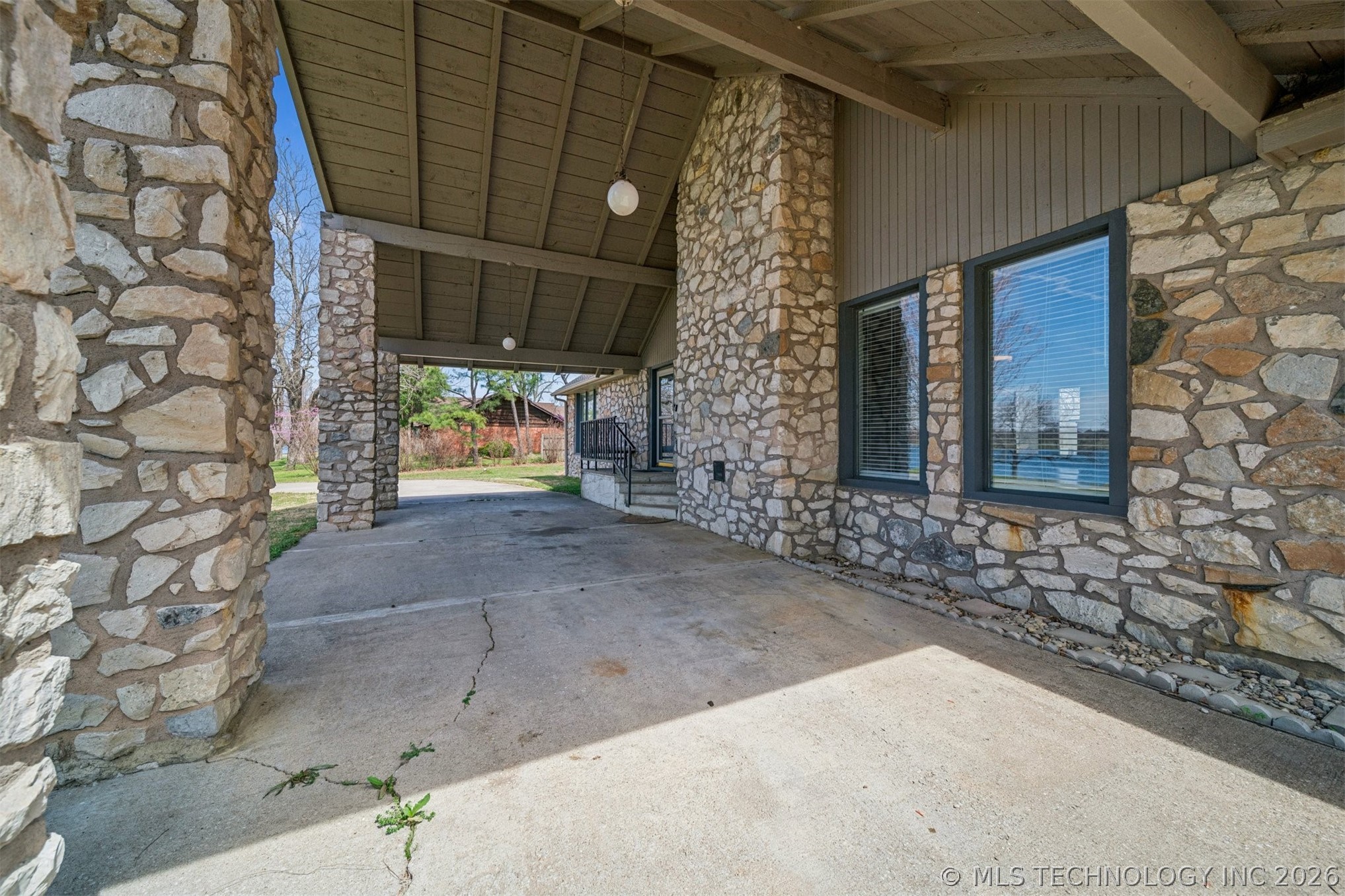19805 S Lake Drive Claremore OK 74017