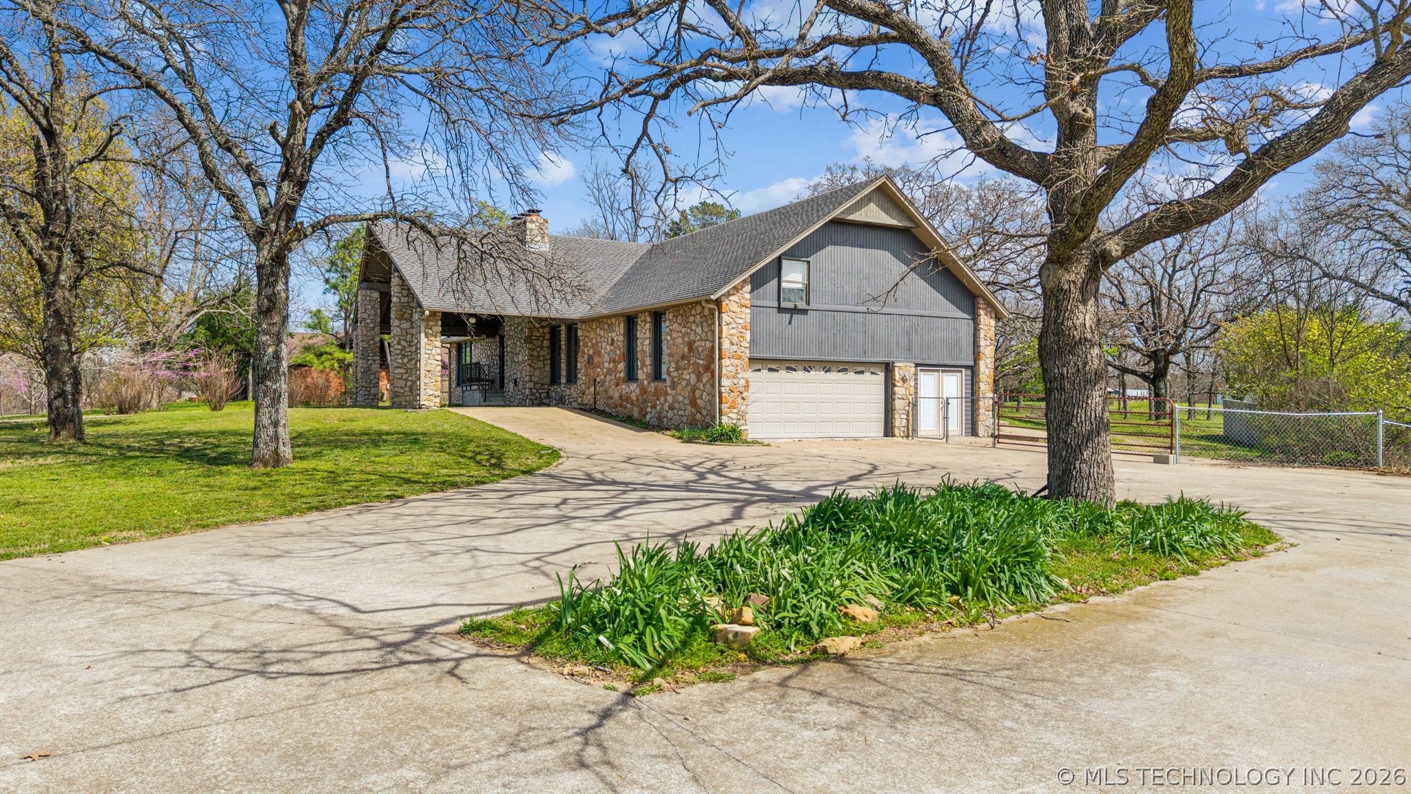 19805 S Lake Drive Claremore OK 74017