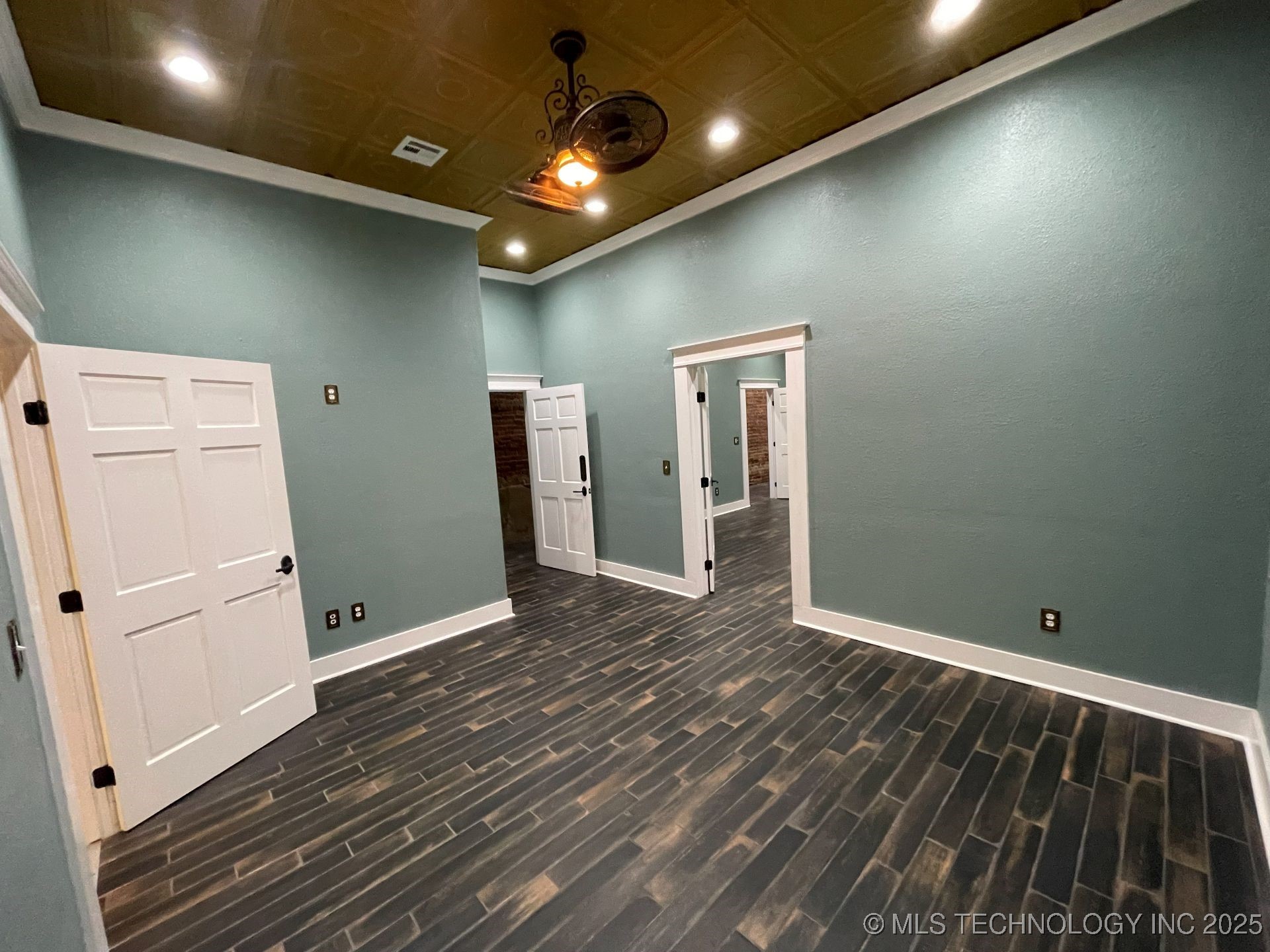 8 W Main Street Ardmore OK 73401